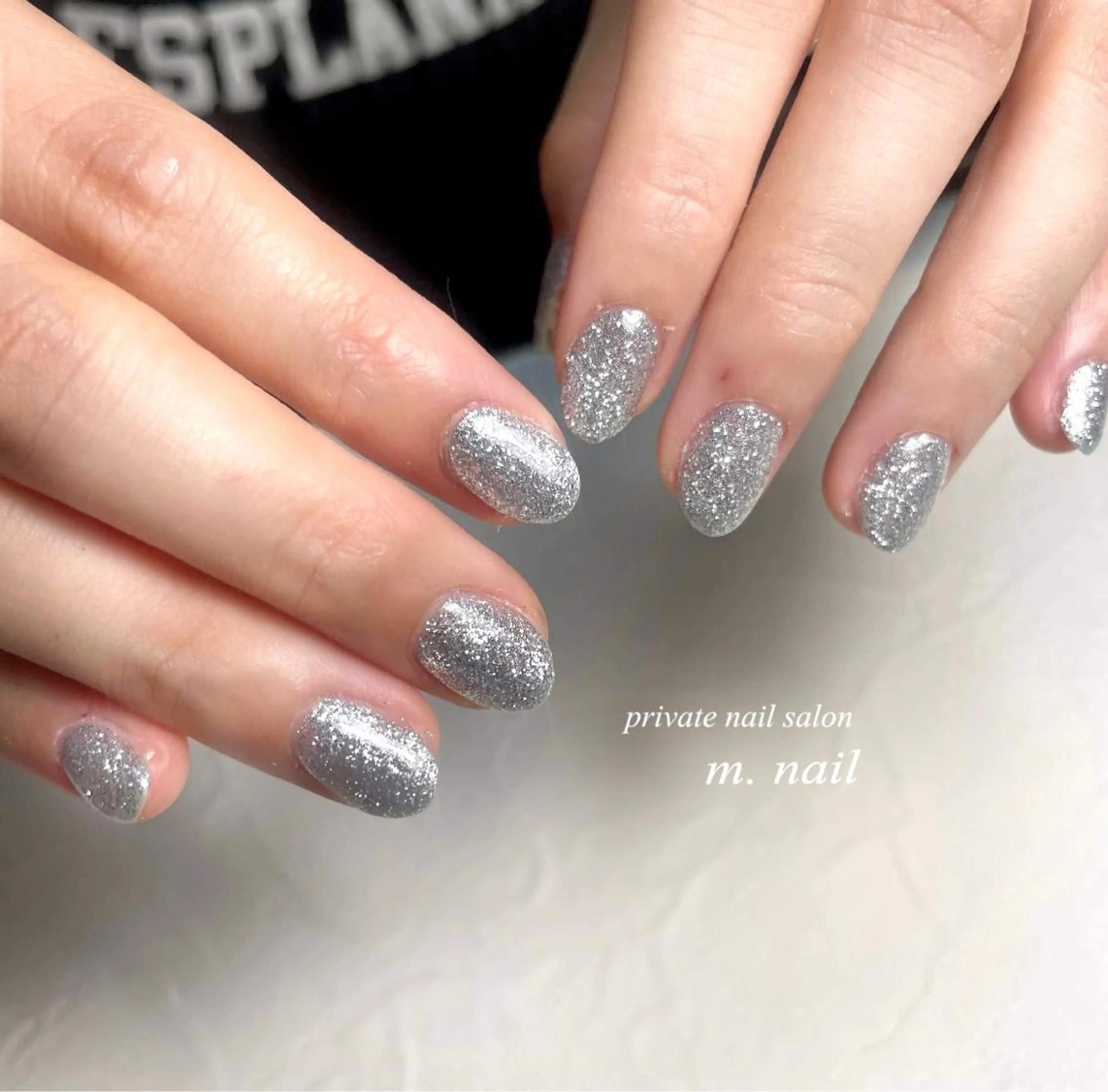 ネイル ブルー フラッシュネイル ラメ(グリッター) 夏ネイル ハンドネイル m.nail salonのネイルデザイン