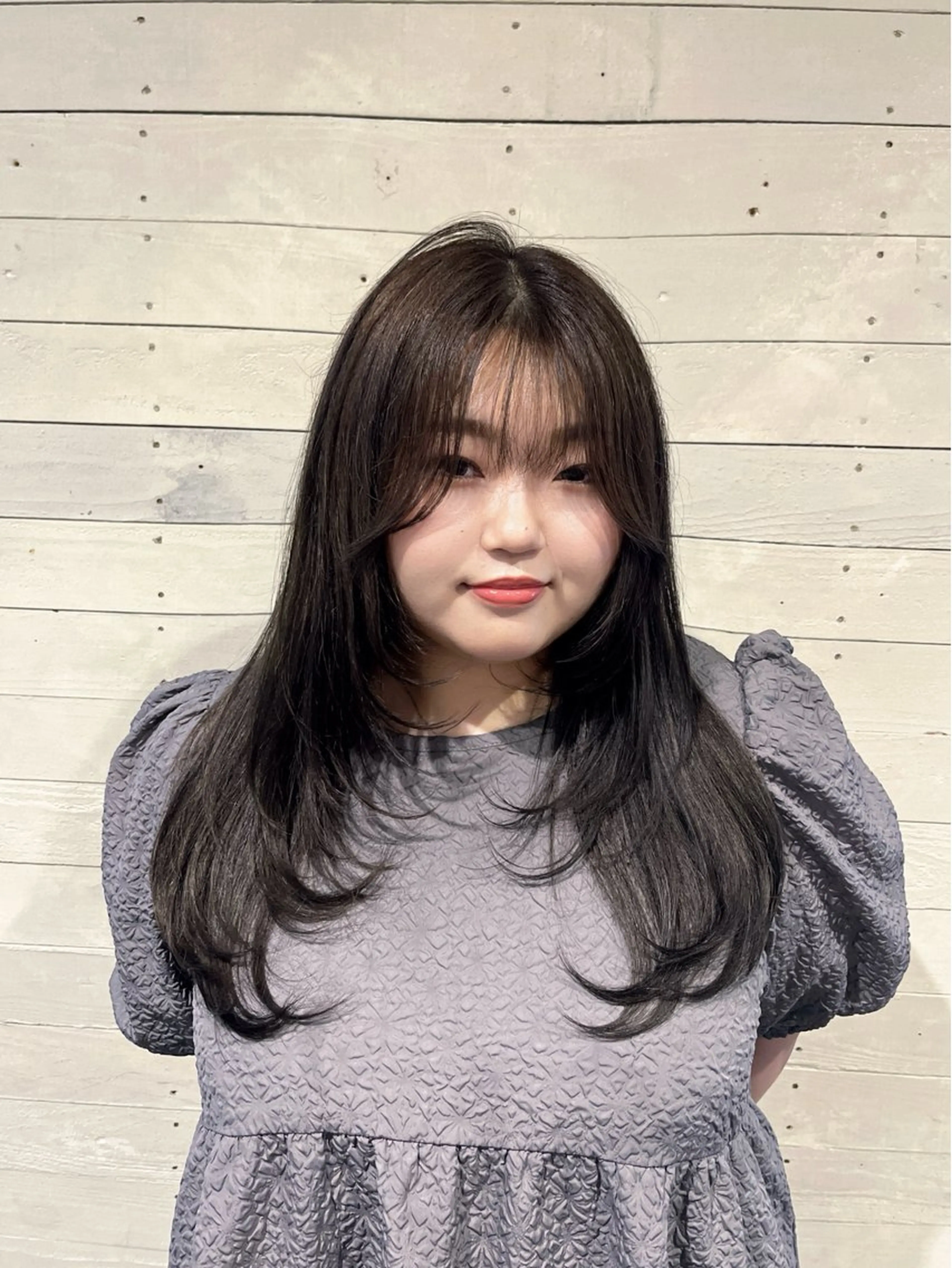 ロング カラー 松本 沙城のヘアスタイル