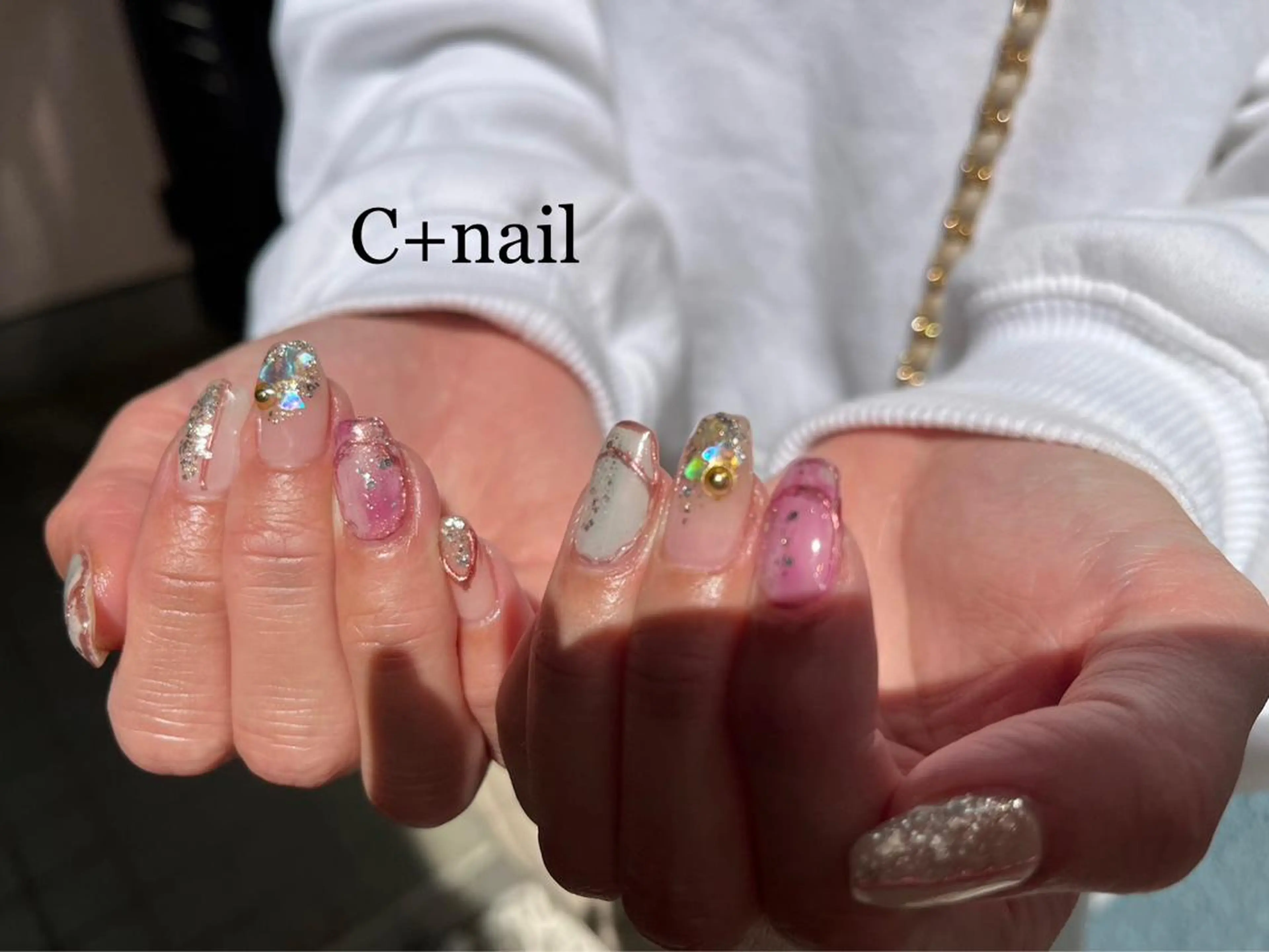 ネイル 氷ネイル・うるうるネイル キラキラネイル ミラーネイル オフィスネイル 春ネイル ハンドネイル ✴︎ C+nailのネイルデザイン