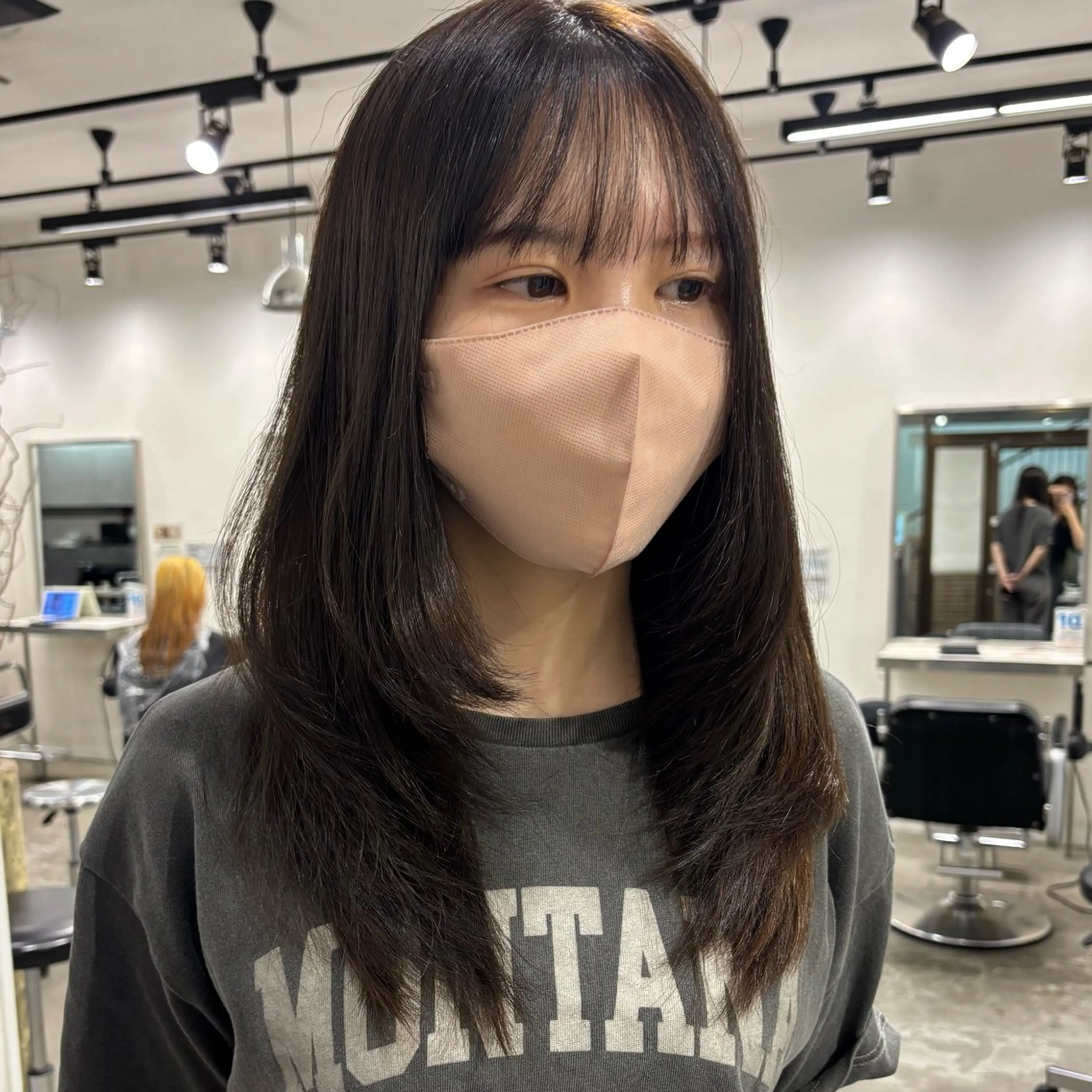 セミロング カラー カット ヘアカラー トリートメント 髪質改善/縮毛矯正/ 暖色カラー🎀🪞のヘアスタイル