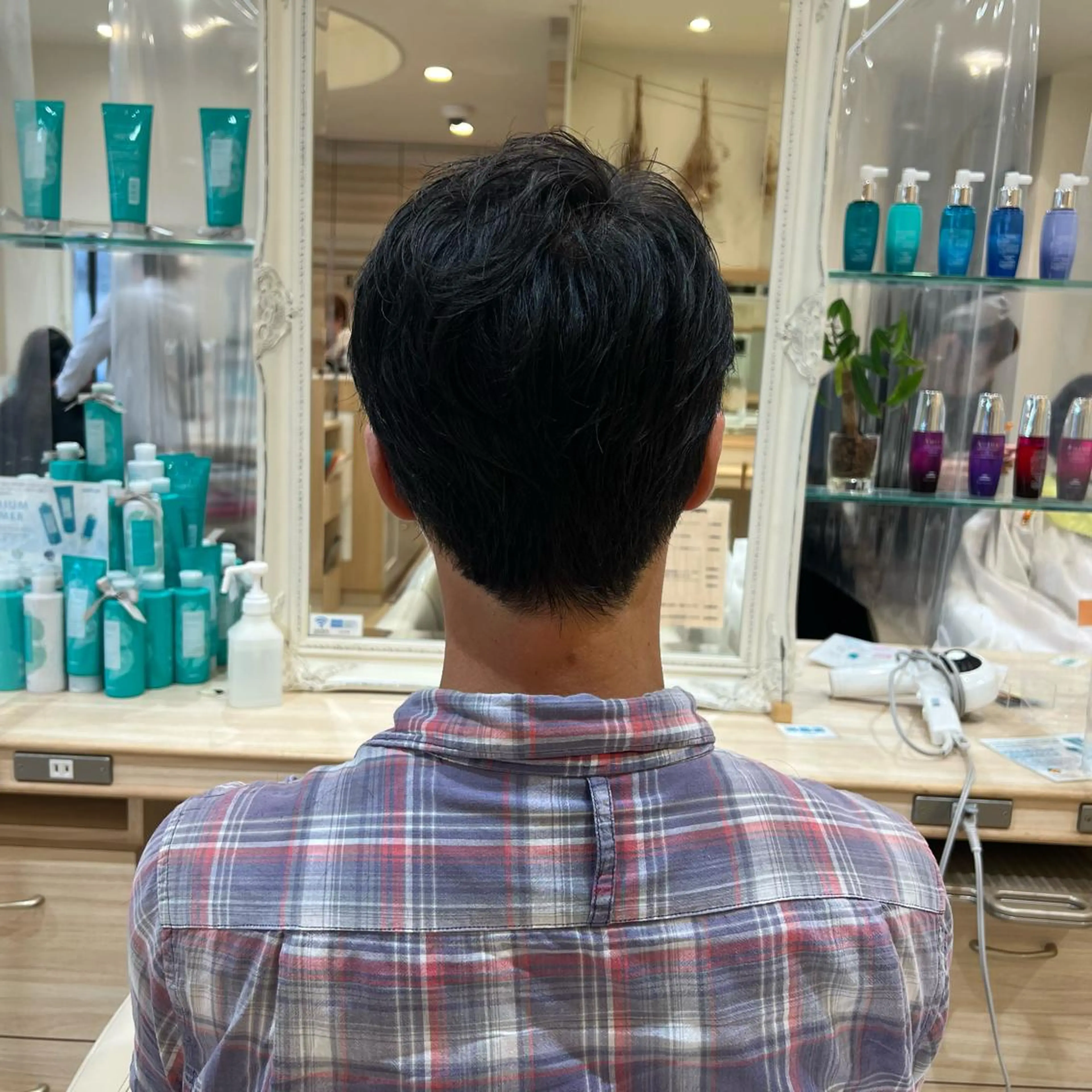 メンズ ダブルカラー🌷✨ 守屋紗希のヘアスタイル