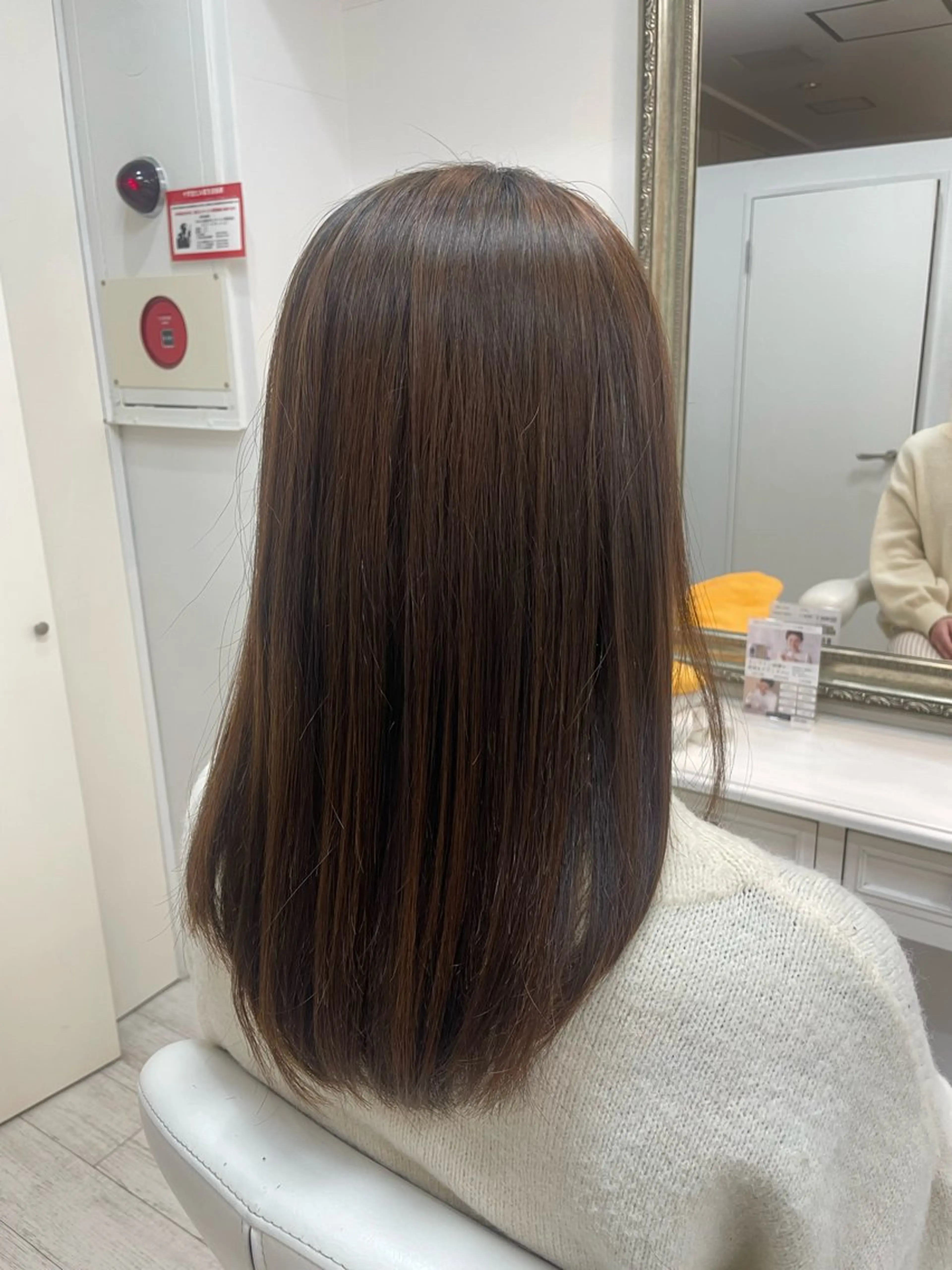 ロング 縮毛矯正 新籾 尚哉のヘアスタイル