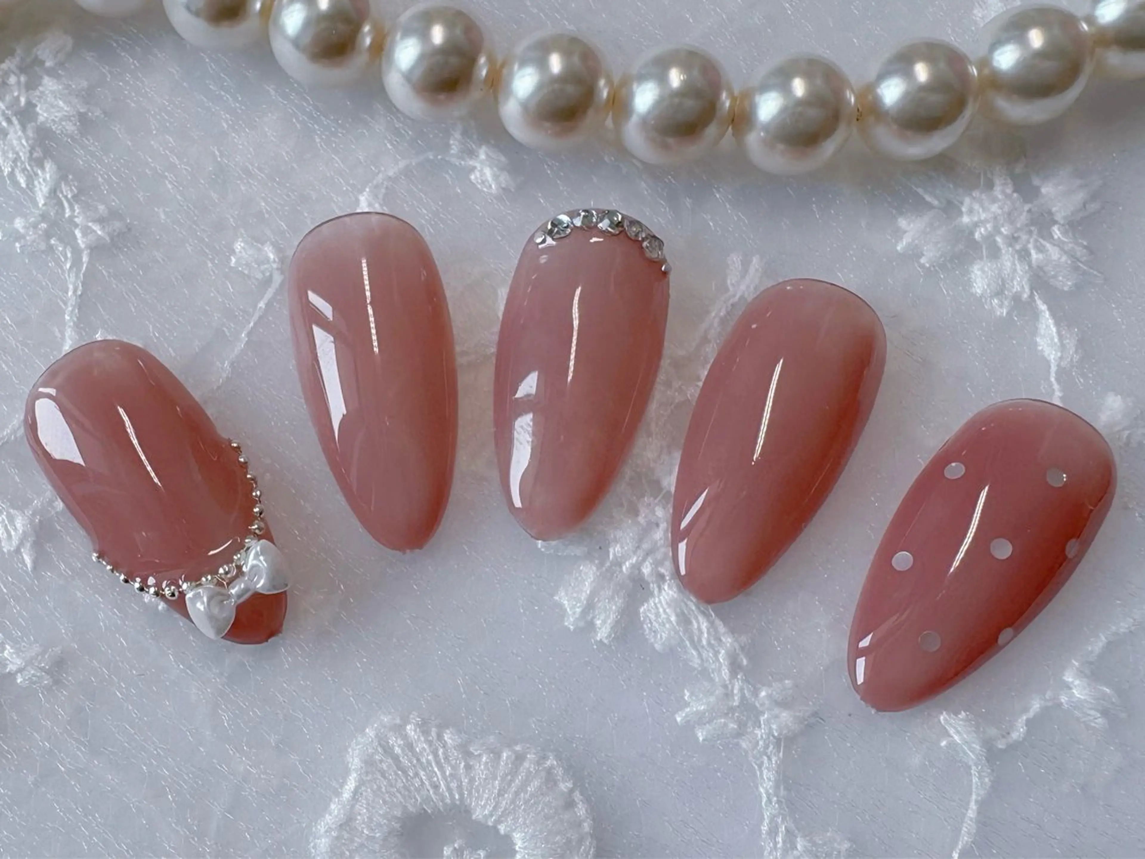 ネイル ビューティーサロン フラワーズ所属・ビューティーサロン フラワーズ ヒのネイルデザイン