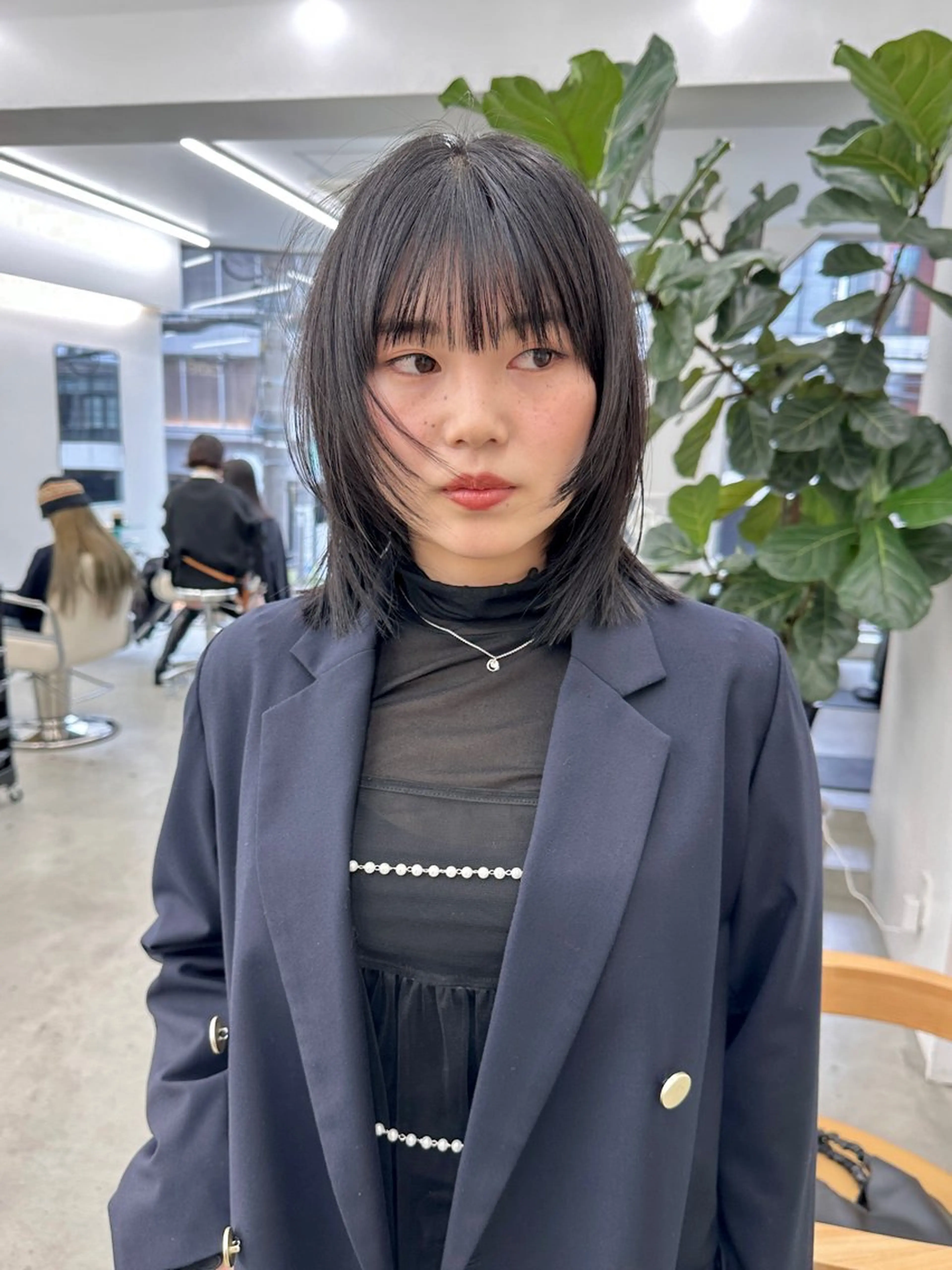ミディアム カラー レイヤーカット カット ヘアカラー トリートメント ボブ/レイヤー/ケア パーマ/透明感カラーのヘアスタイル