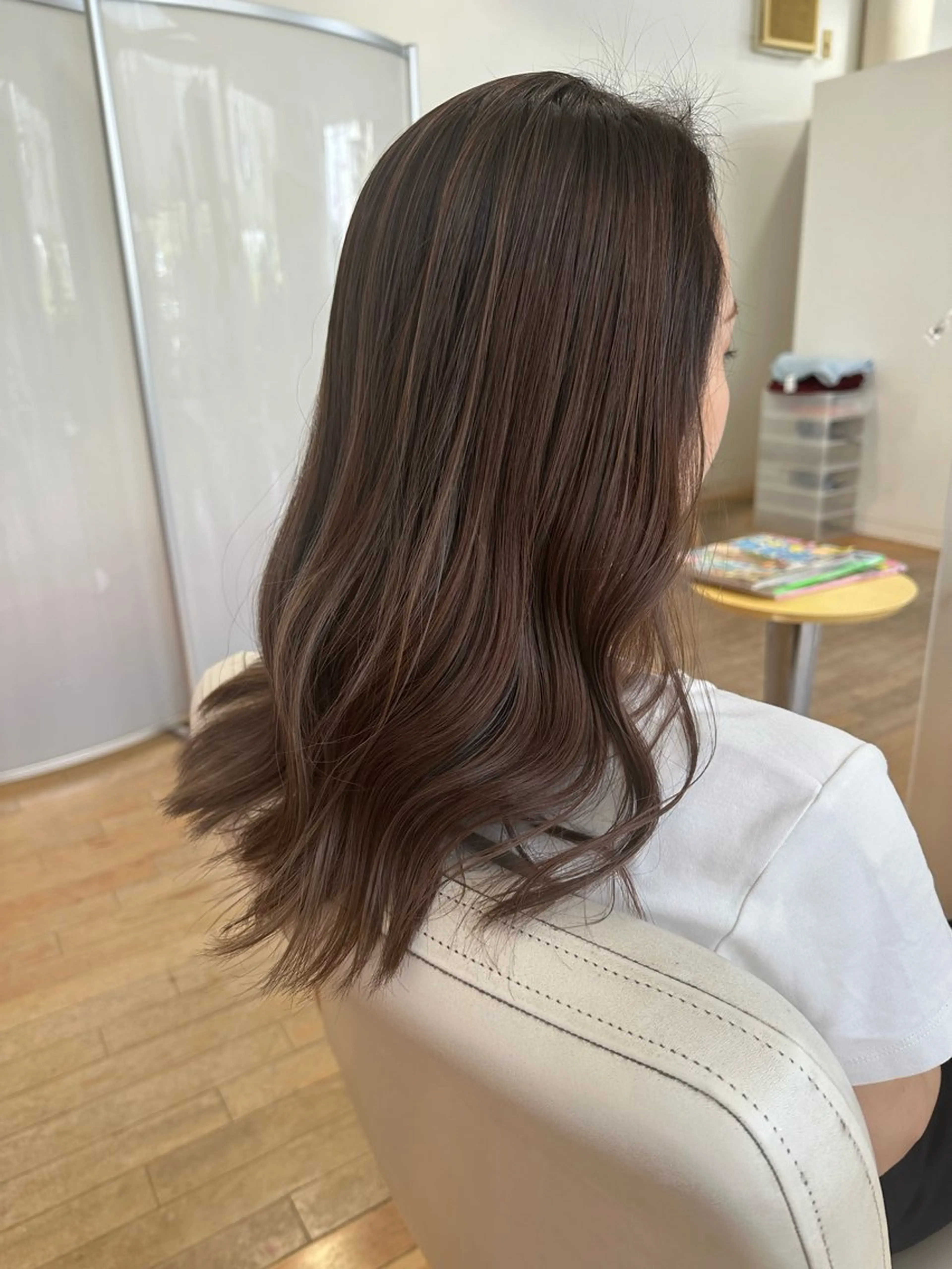 カラー ハイライトカラー 山本 瑠華のヘアスタイル