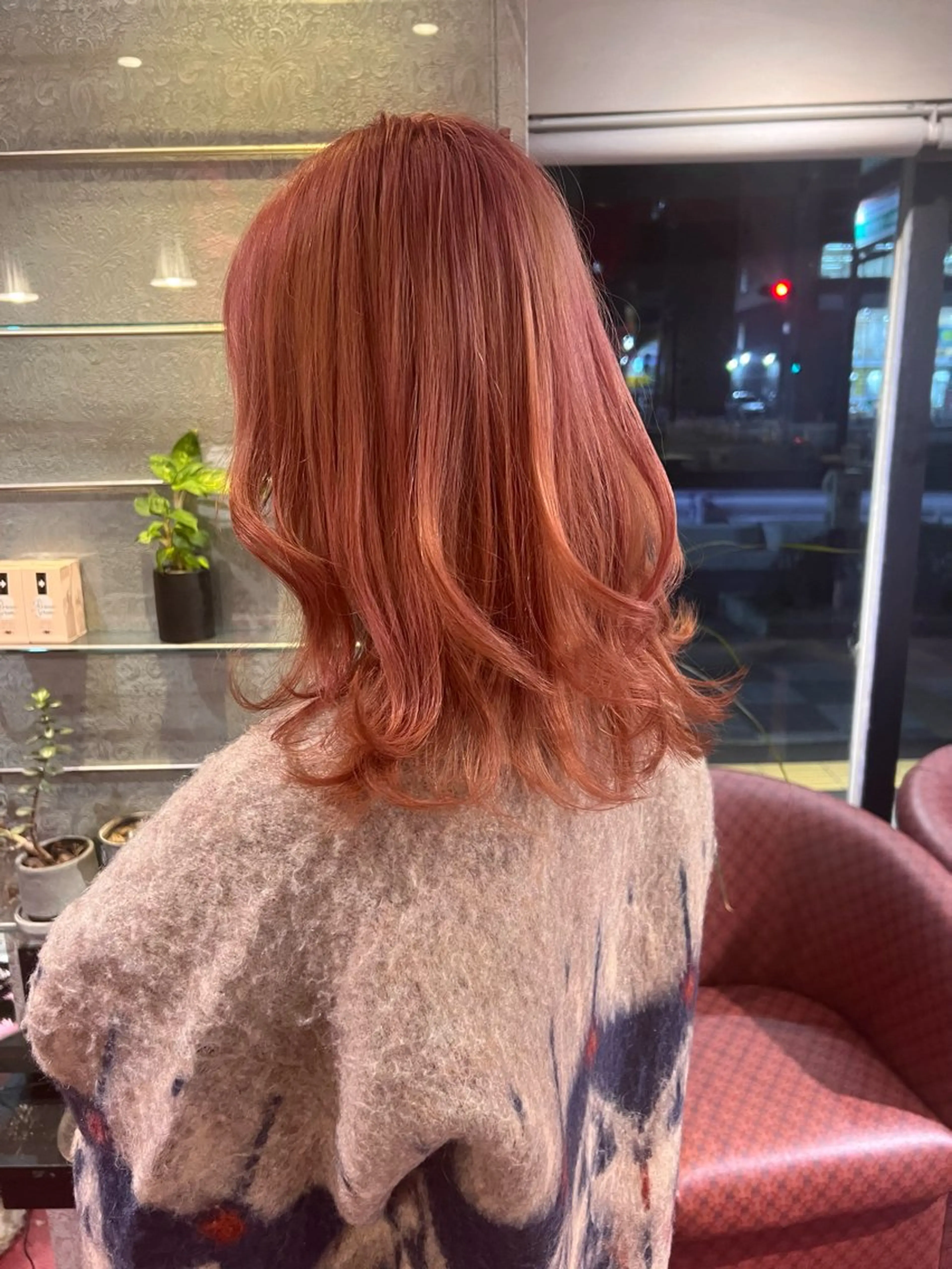 ミディアム カラー カット ヘアカラー トリートメント EARTH 三重県 四日市店所属・髪質改善/ ハイトーン/坂本拓のヘアスタイル