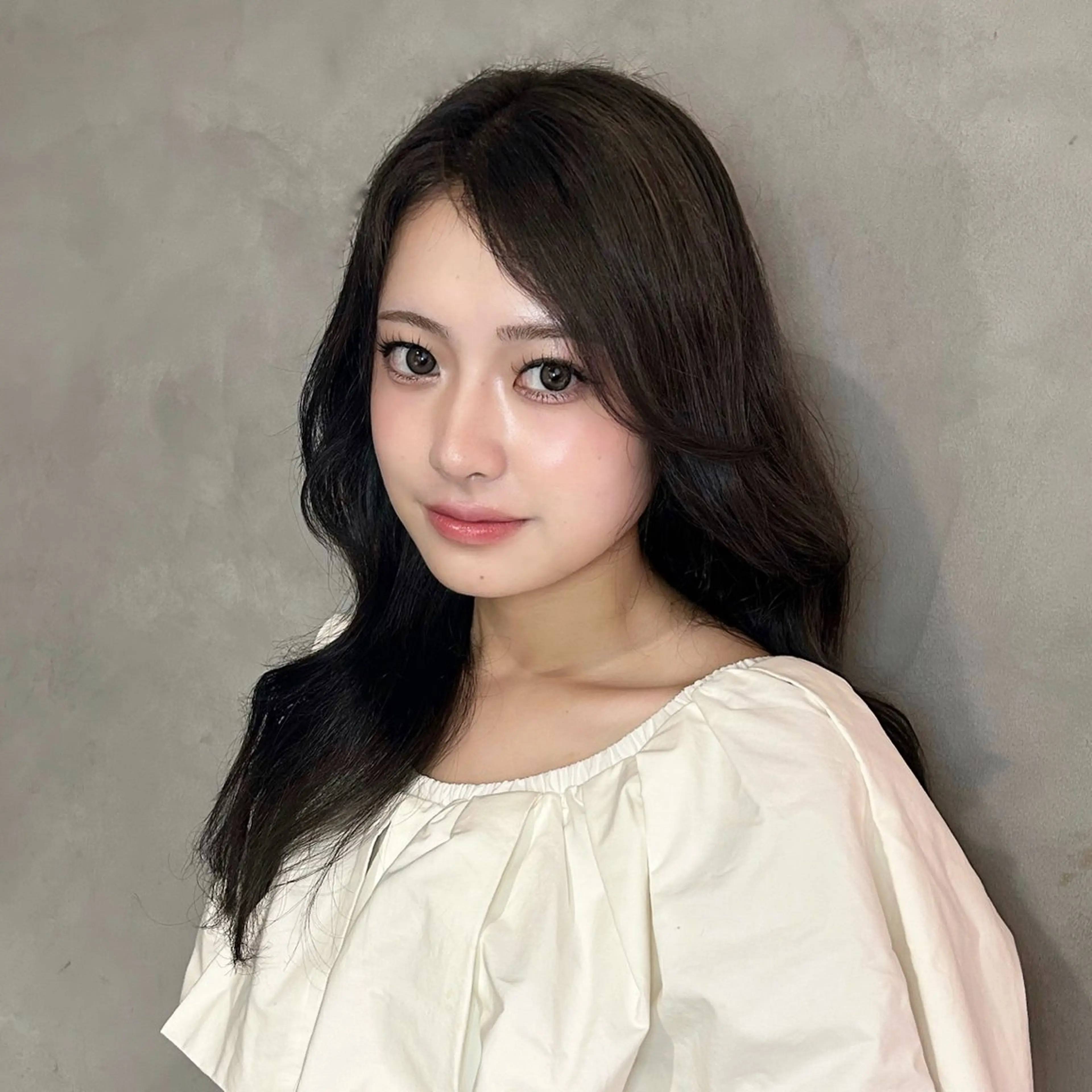 ロング カット ヘアカラー トリートメント 谷 亜澄のヘアスタイル
