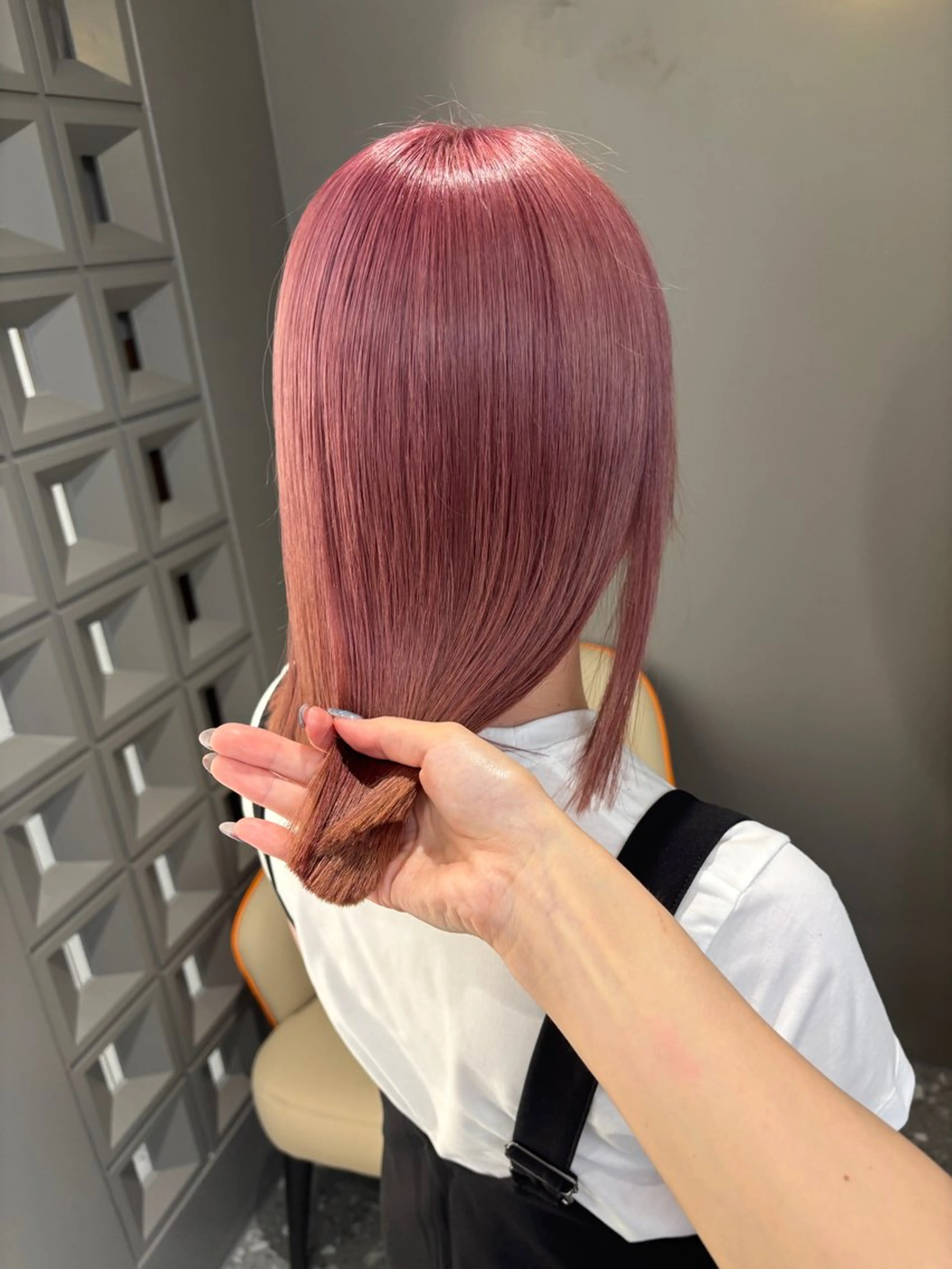 ミディアム カラー ブリーチ ピンクカラー カット ヘアカラー 栄/矢場町/ Yasuyoのヘアスタイル