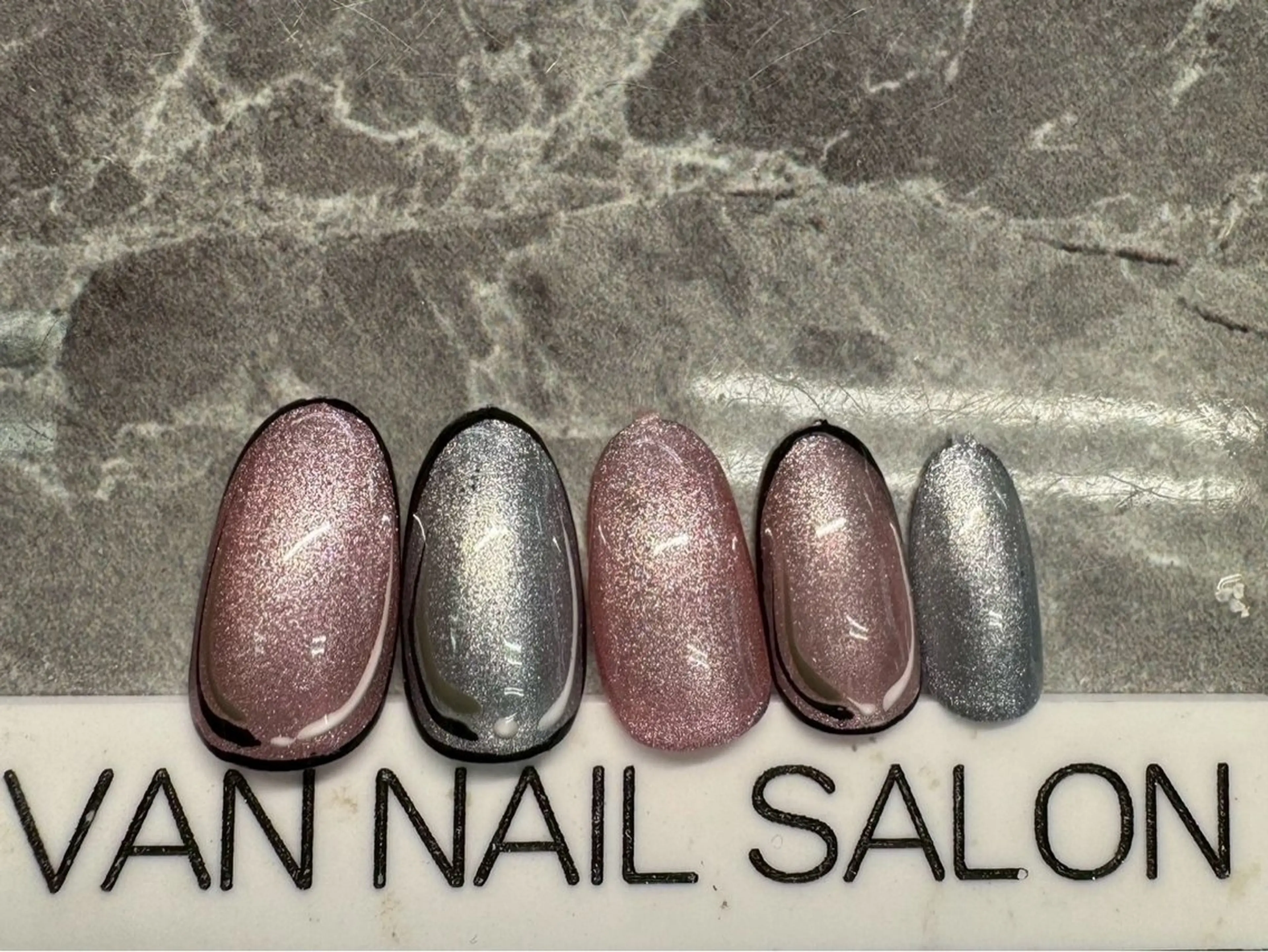 ネイル ハンドネイル Van Nail 本厚木店所属・Van Nail Salonのネイルデザイン