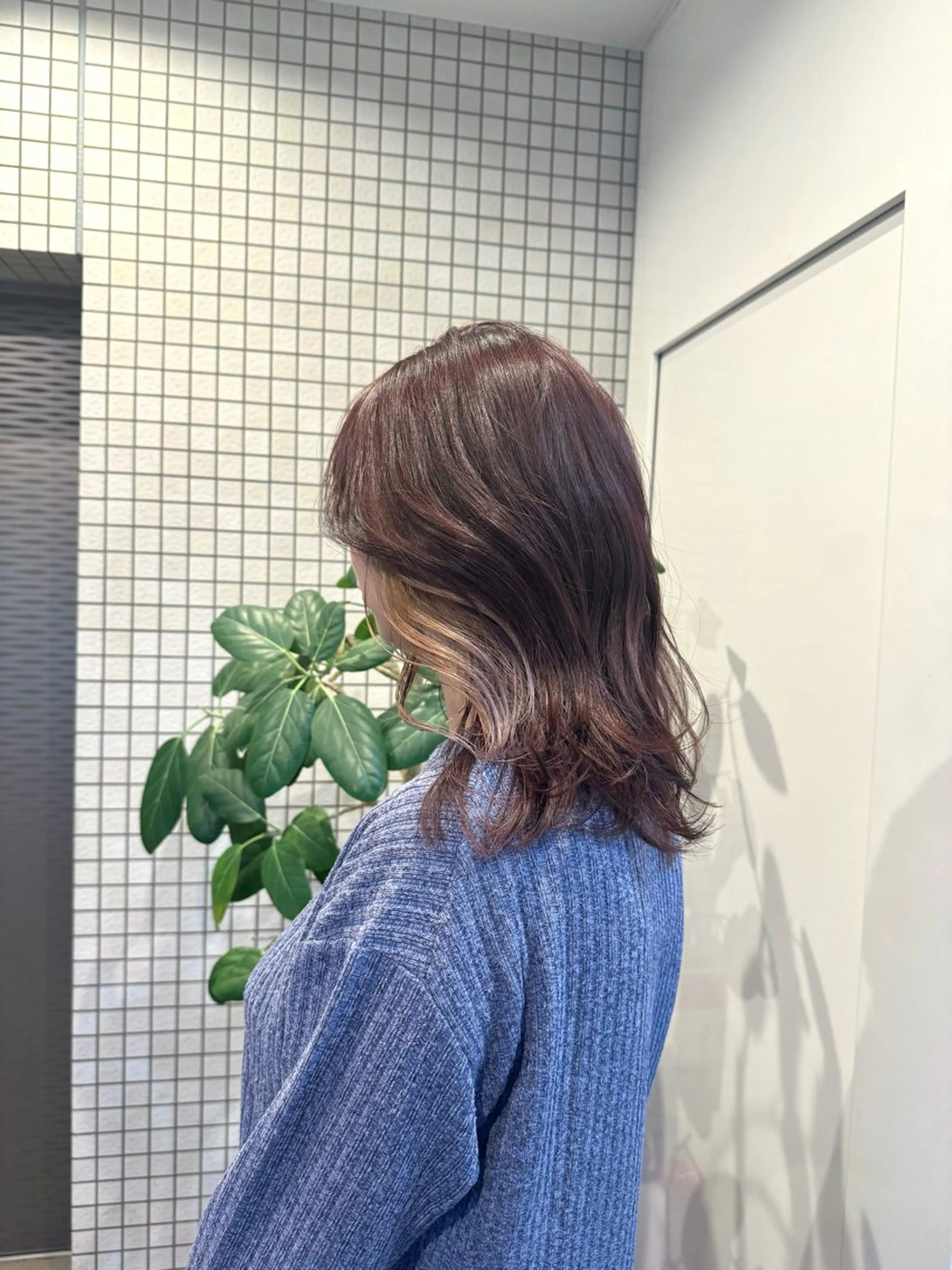 セミロング ヘアカラー 透明感カラー🪡🤍 nanao🤍🪡のヘアスタイル