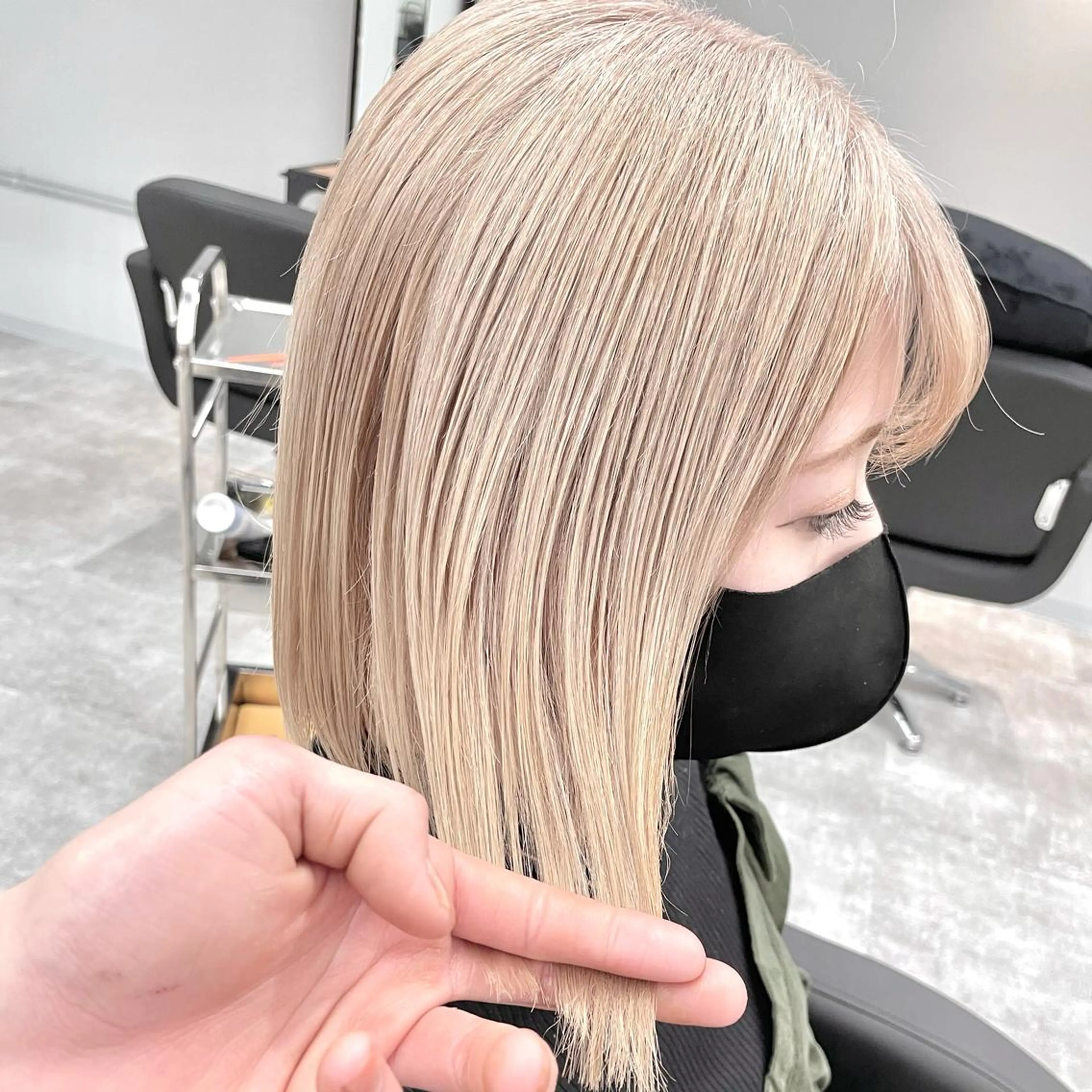 セミロング カラー ハイトーンカラー ヘアカラー トリートメント MiL所属・✨ハイトーン✨ 濱田知孝のヘアスタイル