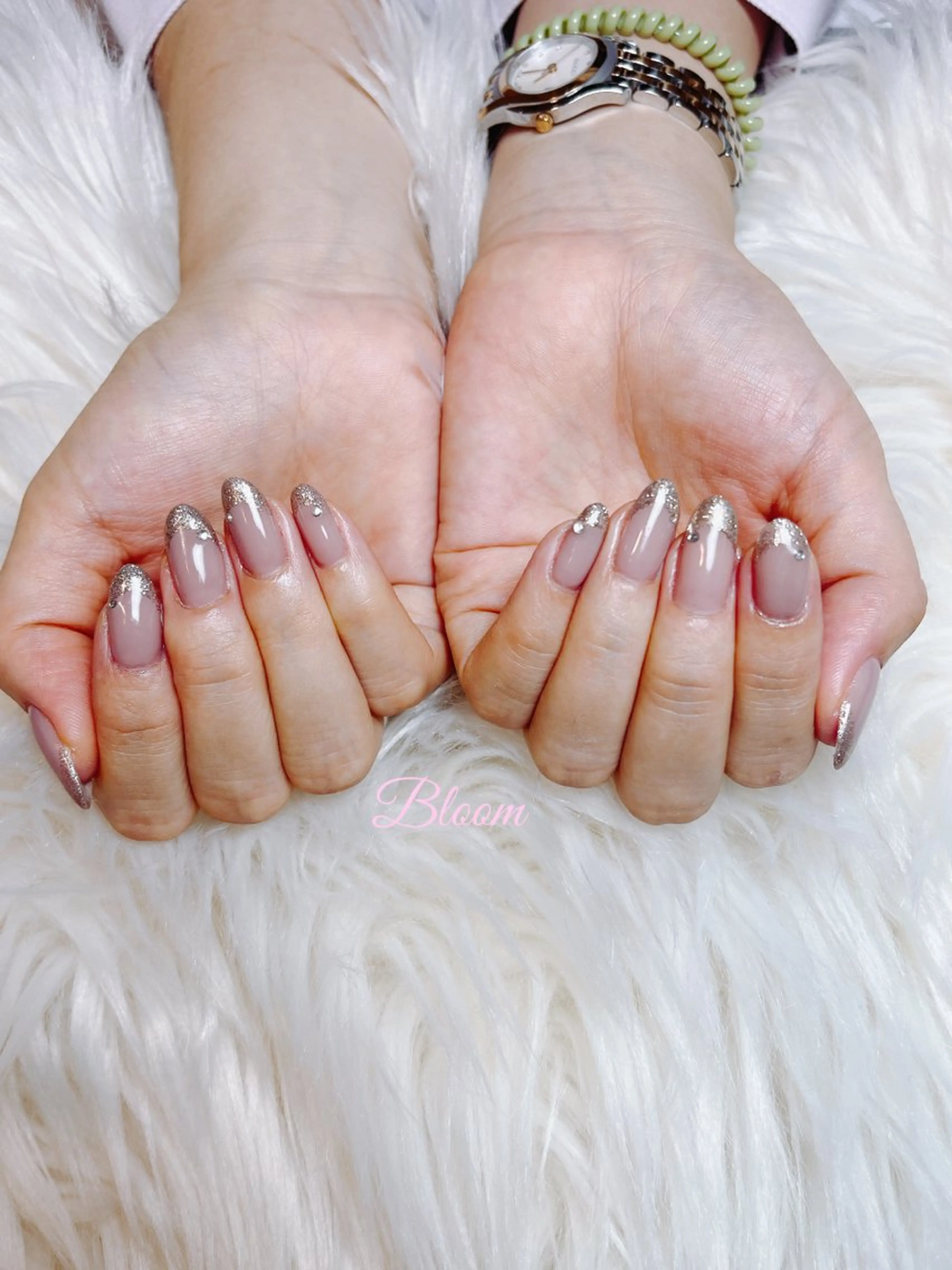 ネイル フレンチネイル ジェルネイル キラキラネイル オフィスネイル シンプルネイル Bloom Nail Salonのネイルデザイン