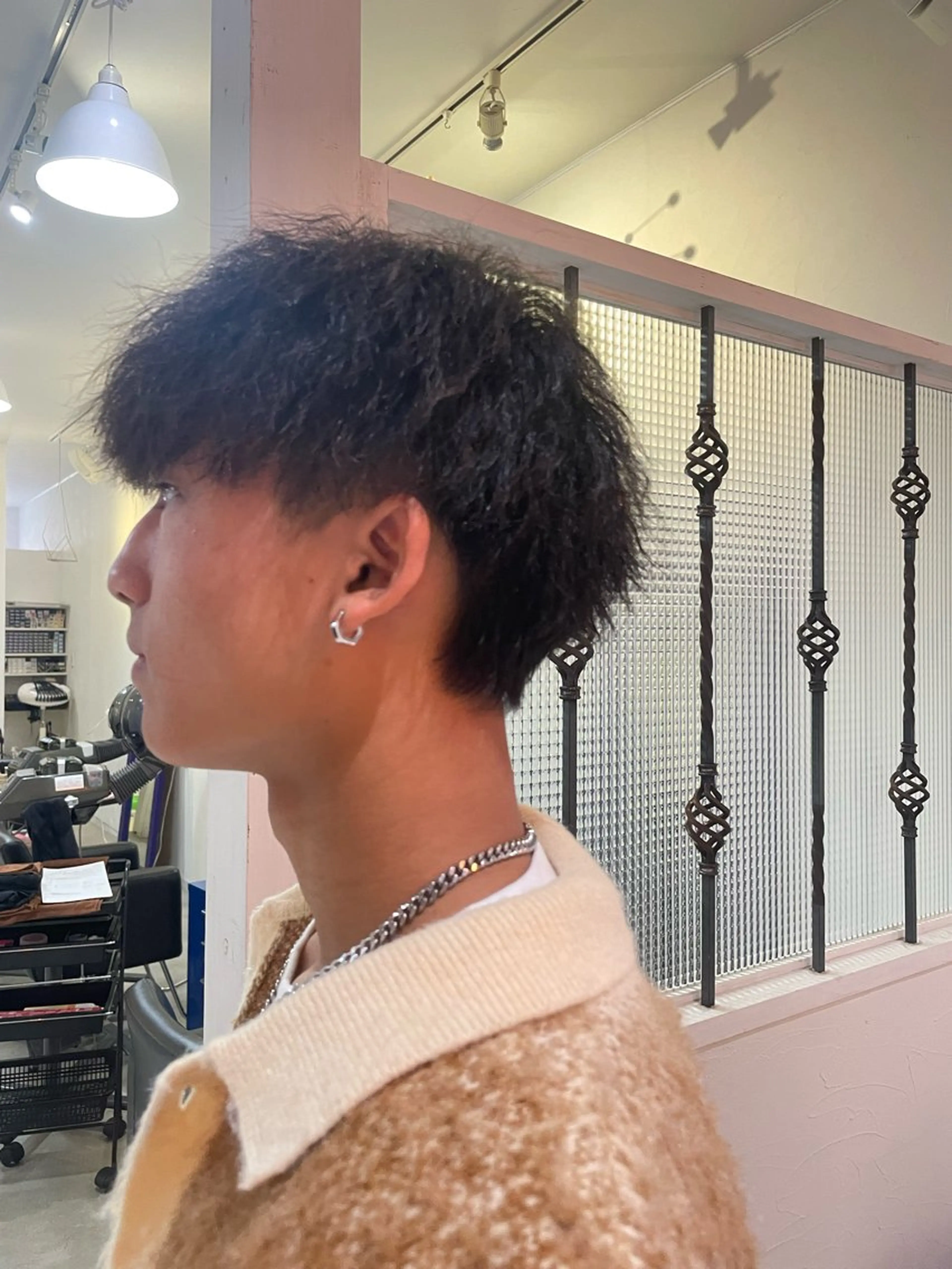 ショート パーマ メンズ メンズブリーチ フェードカット メンズハイライト メンズメッシュ メンズパーマ Men's hair salon First 中百舌鳥店所属・First なかもず 店 YUKIのヘアスタイル