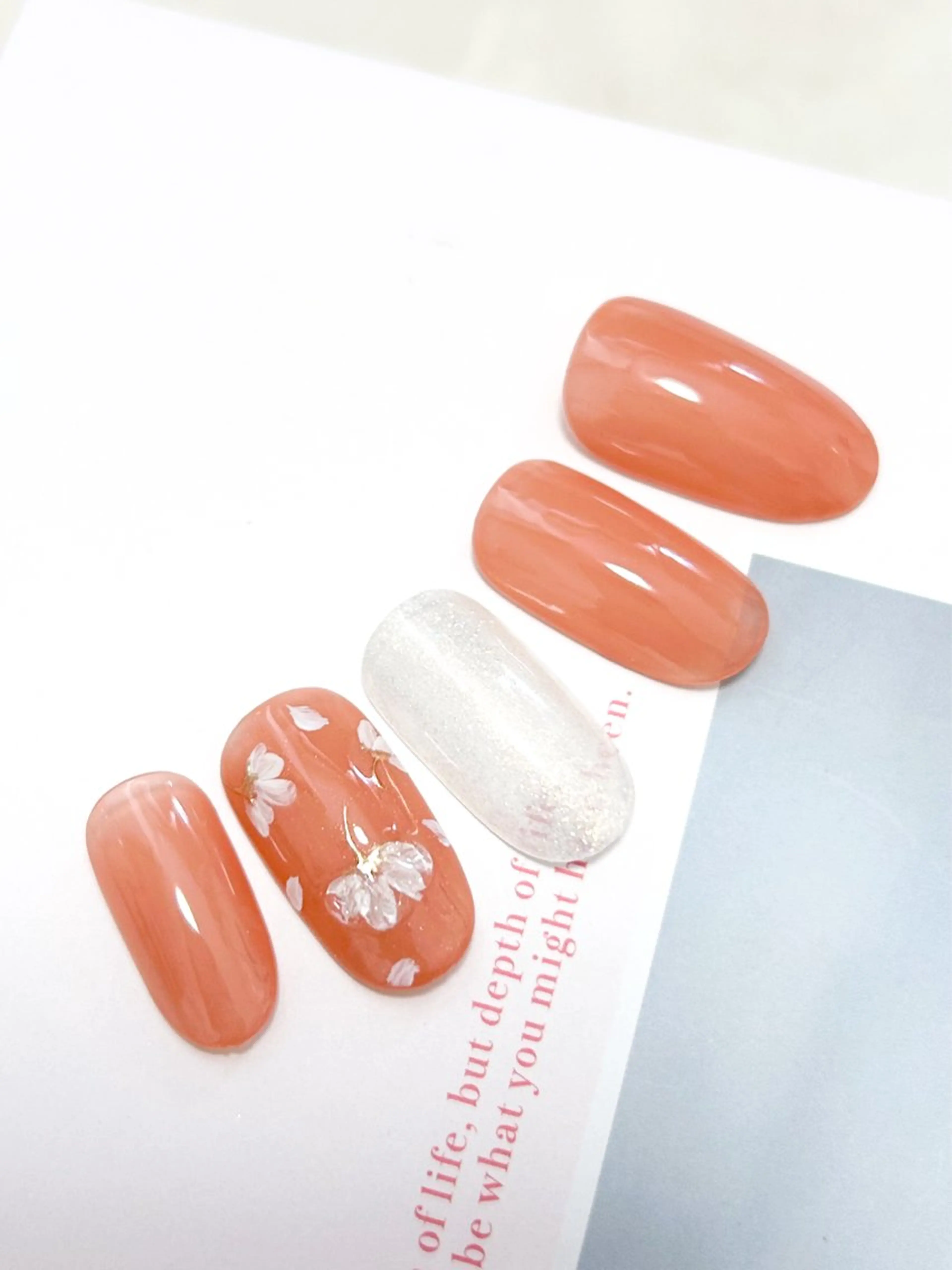ネイル Lilly nail Mikuのネイルデザイン