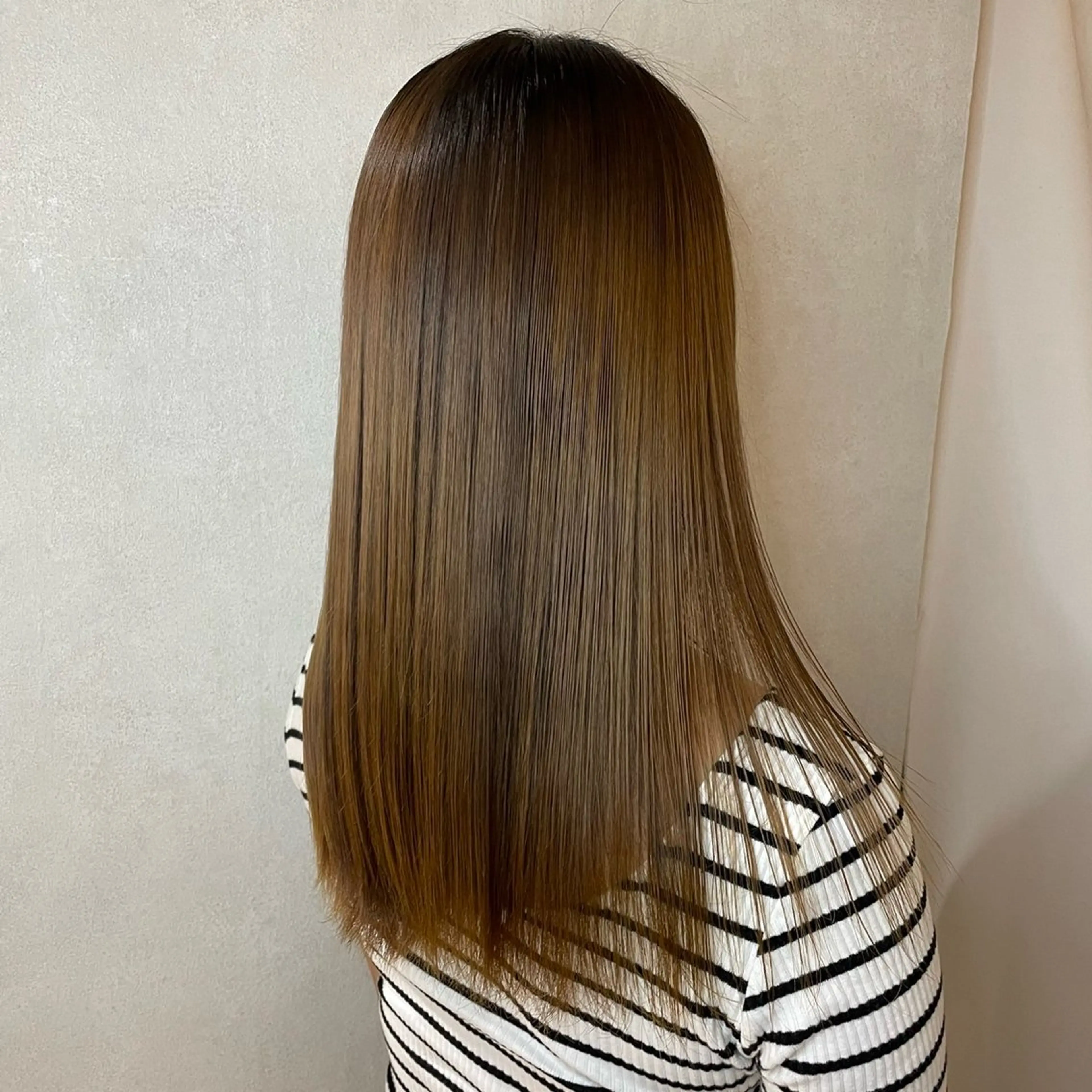 ロング 🎀モモ🎀 艶髪/透明感カラーのヘアスタイル