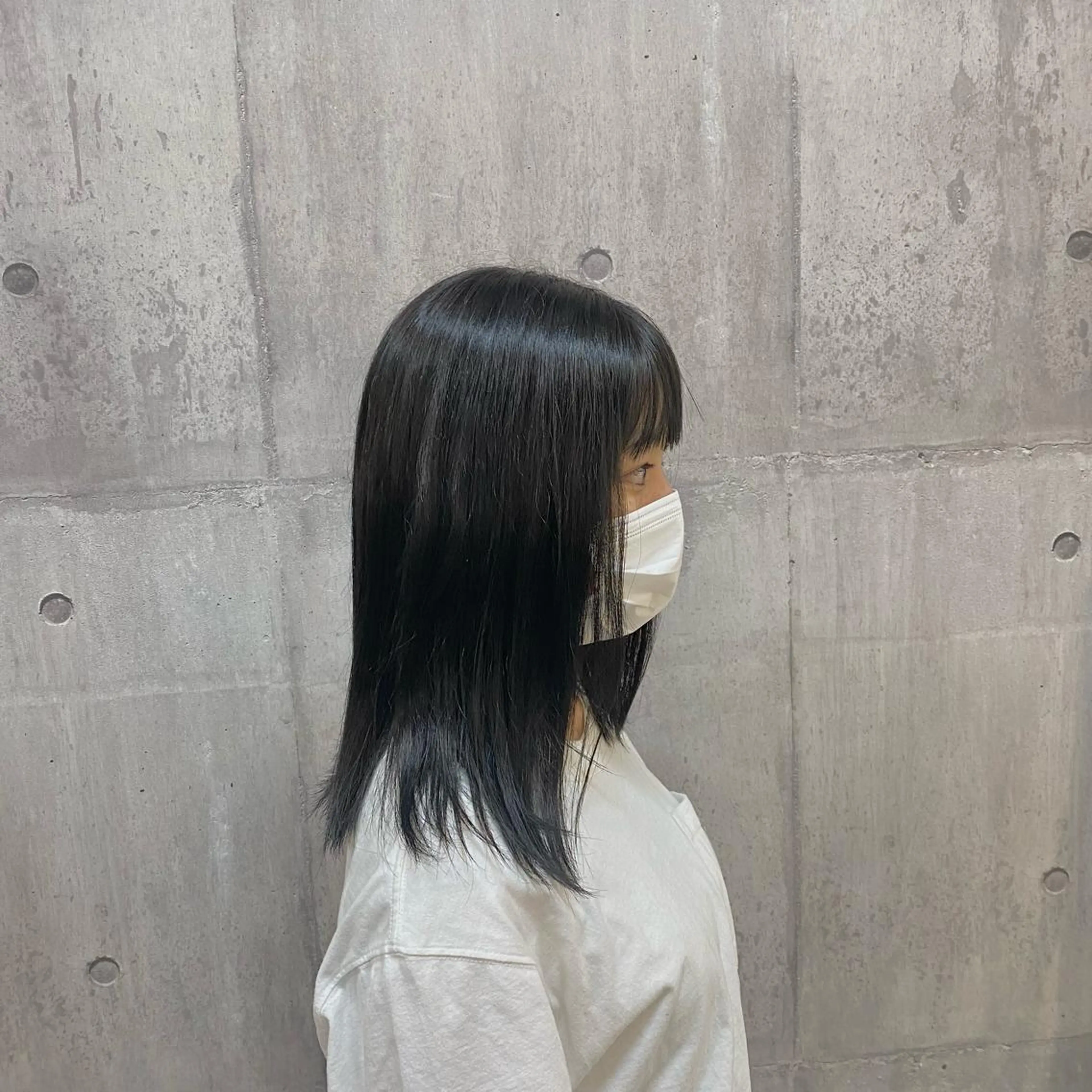 セミロング カラー カット ヘアカラー トリートメント 比嘉 陽のヘアスタイル