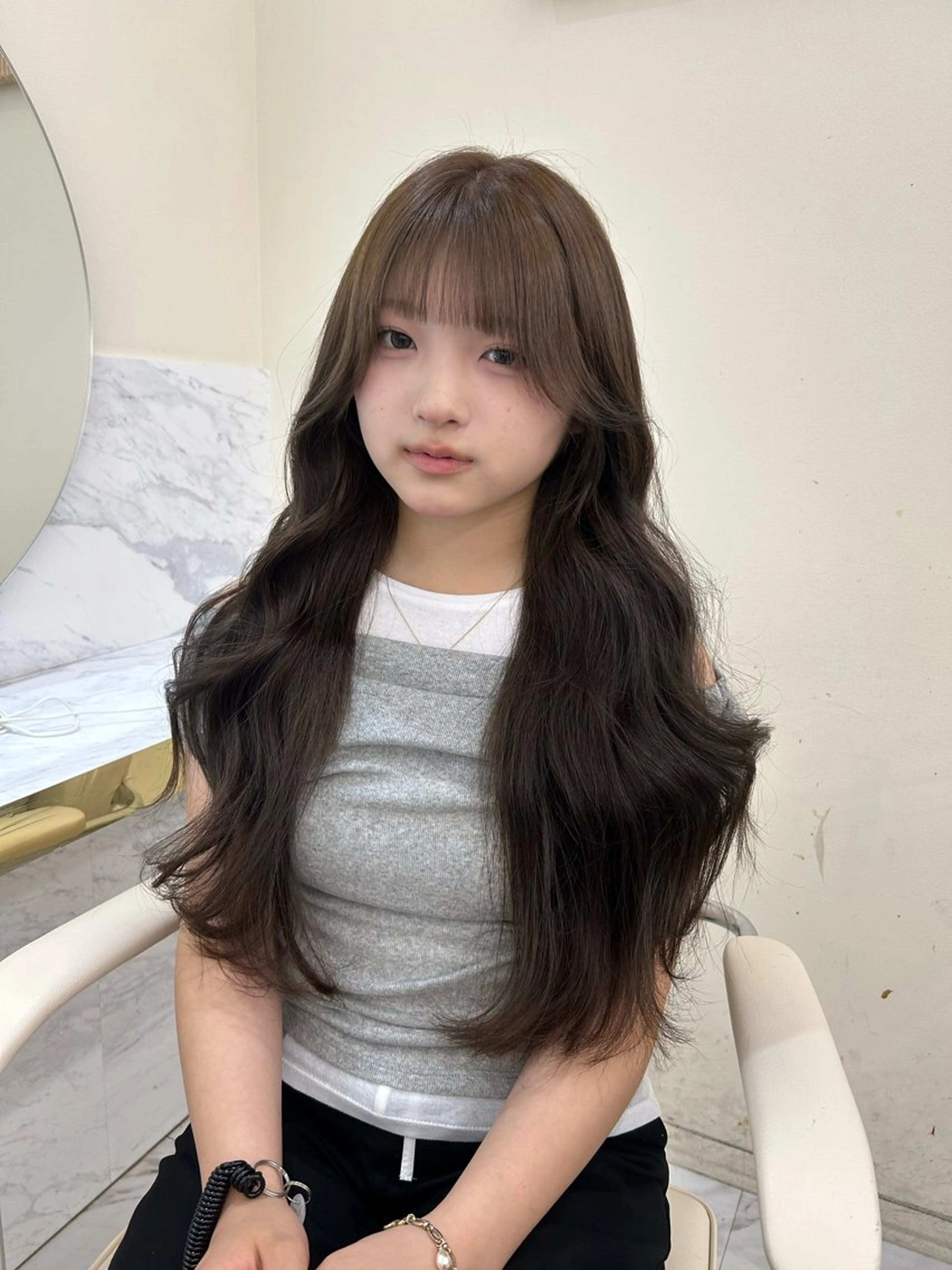 ロング カラー ヘアアレンジ カット ヘアカラー トリートメント maoブリーチ無し 似合わせカラーのヘアスタイル