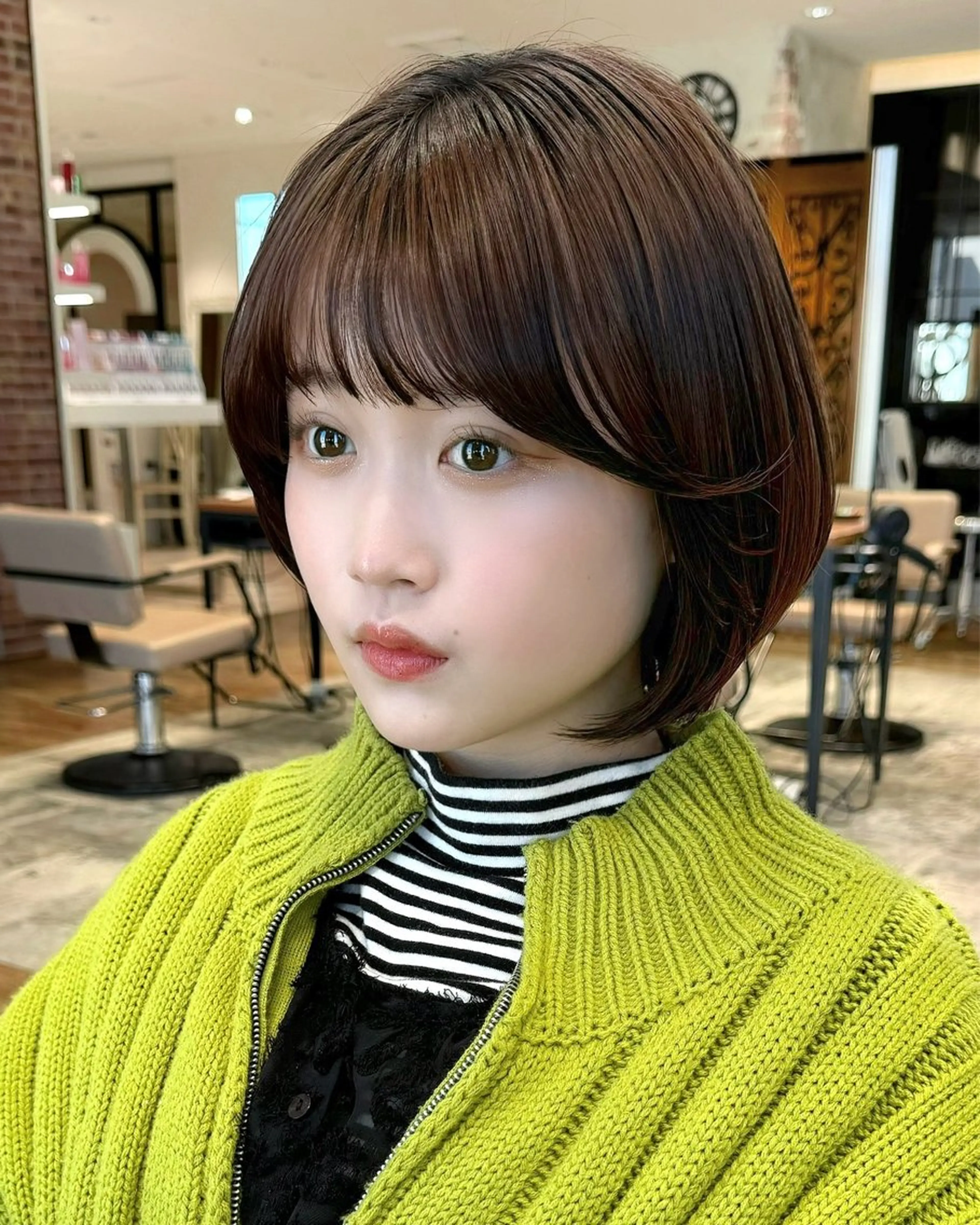 ショート カラー カット ヘアカラー トリートメント 💍新宿ショート 💍岩田莉奈のヘアスタイル