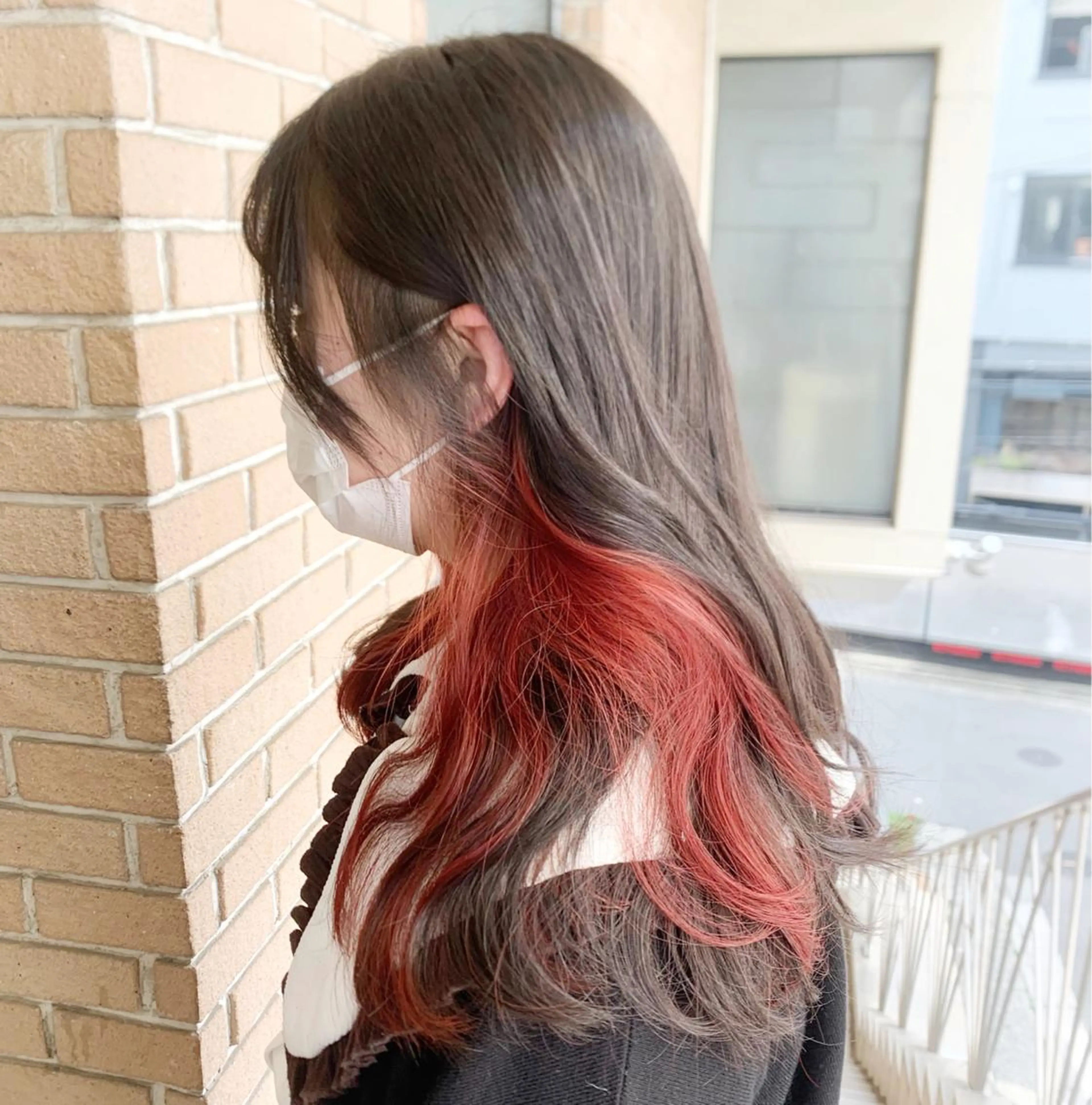 ロング カラー ヘアアレンジ ブリーチ ヘアカラー ピンクカラー🩷 ヘアセットＮＯ.1のヘアスタイル