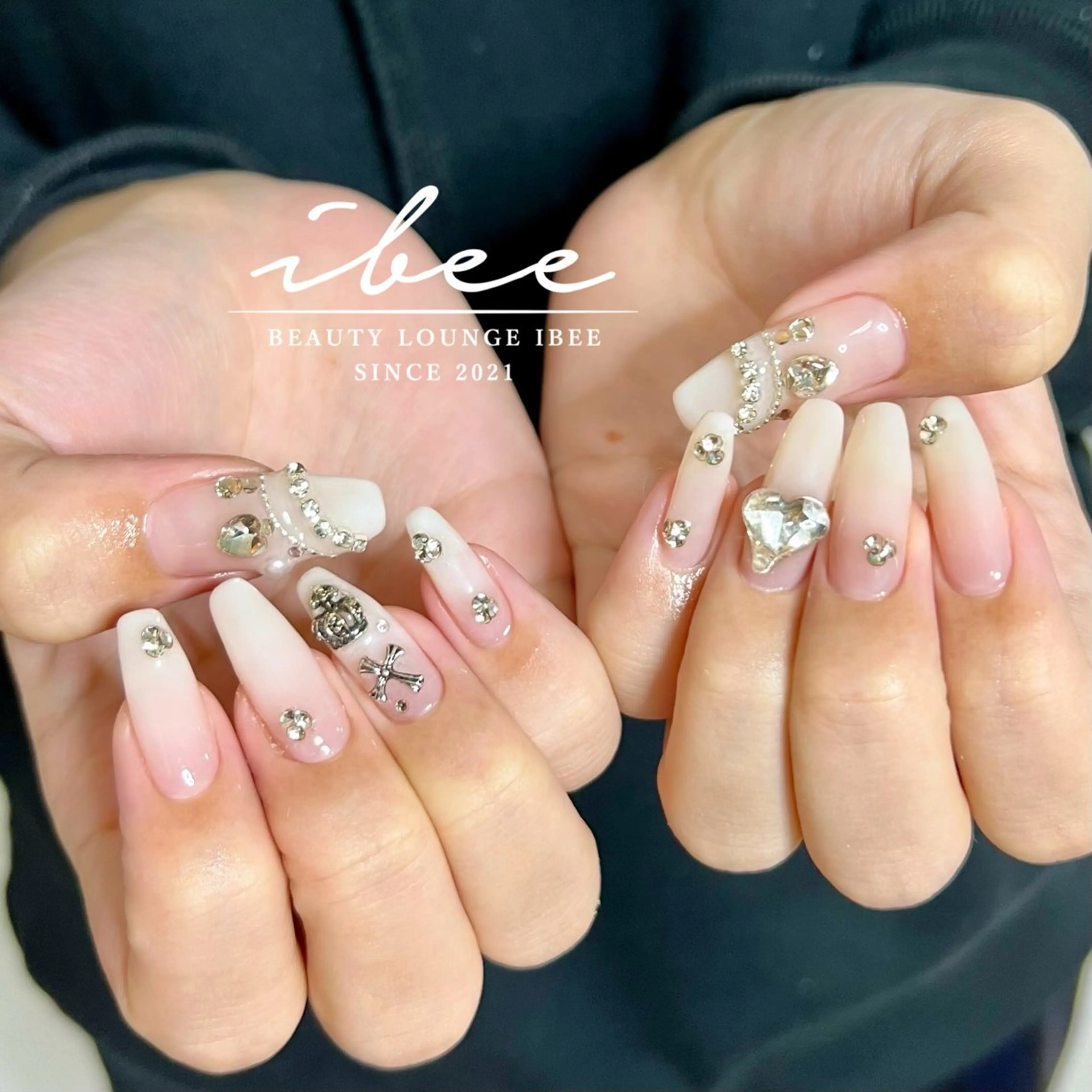 ネイル ハンドネイル ibee nail 🤍yumiのネイルデザイン