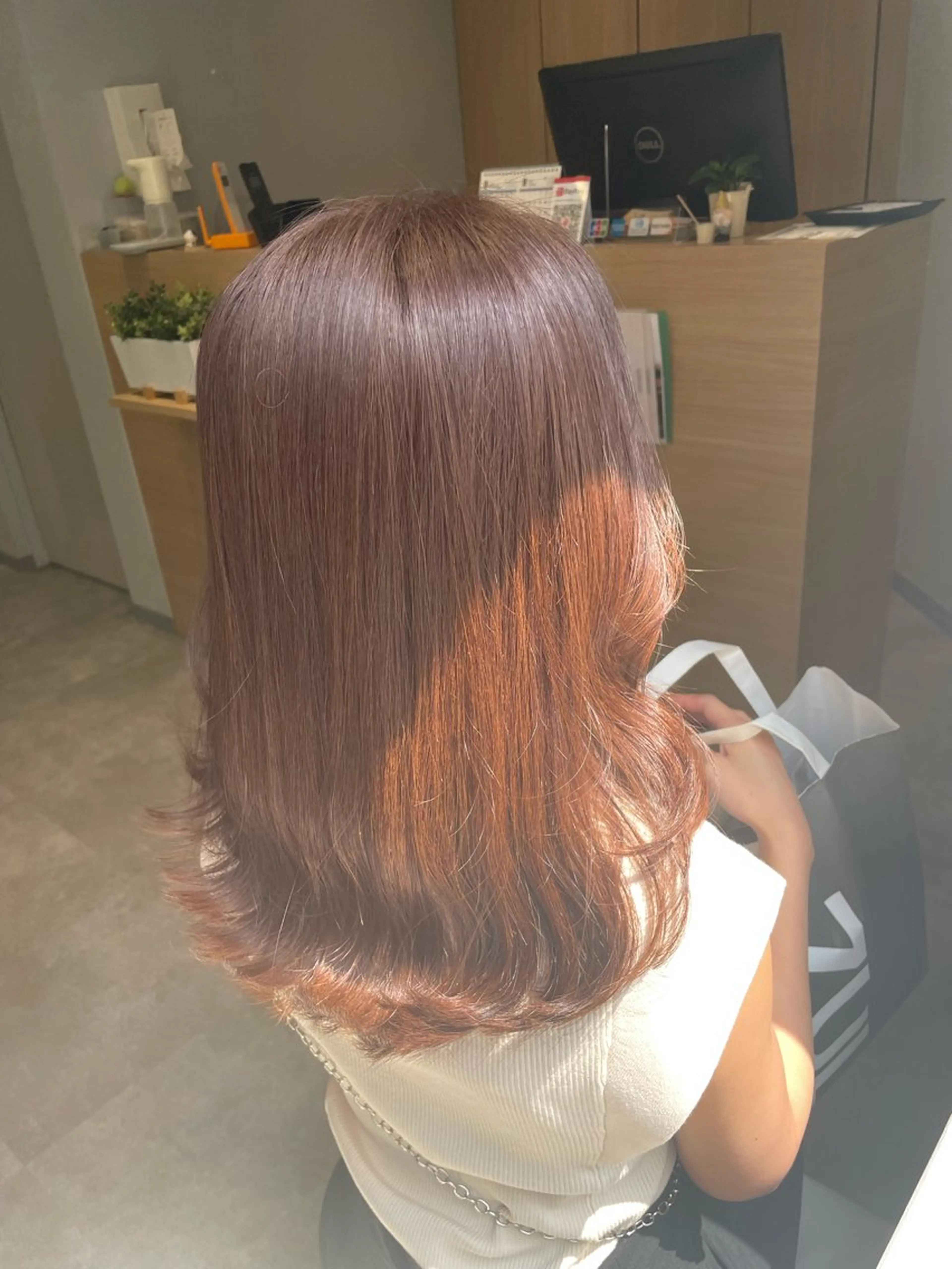 ミディアム カラー カット ヘアカラー トリートメント AVANCE.京橋 /田中 沙弥のヘアスタイル