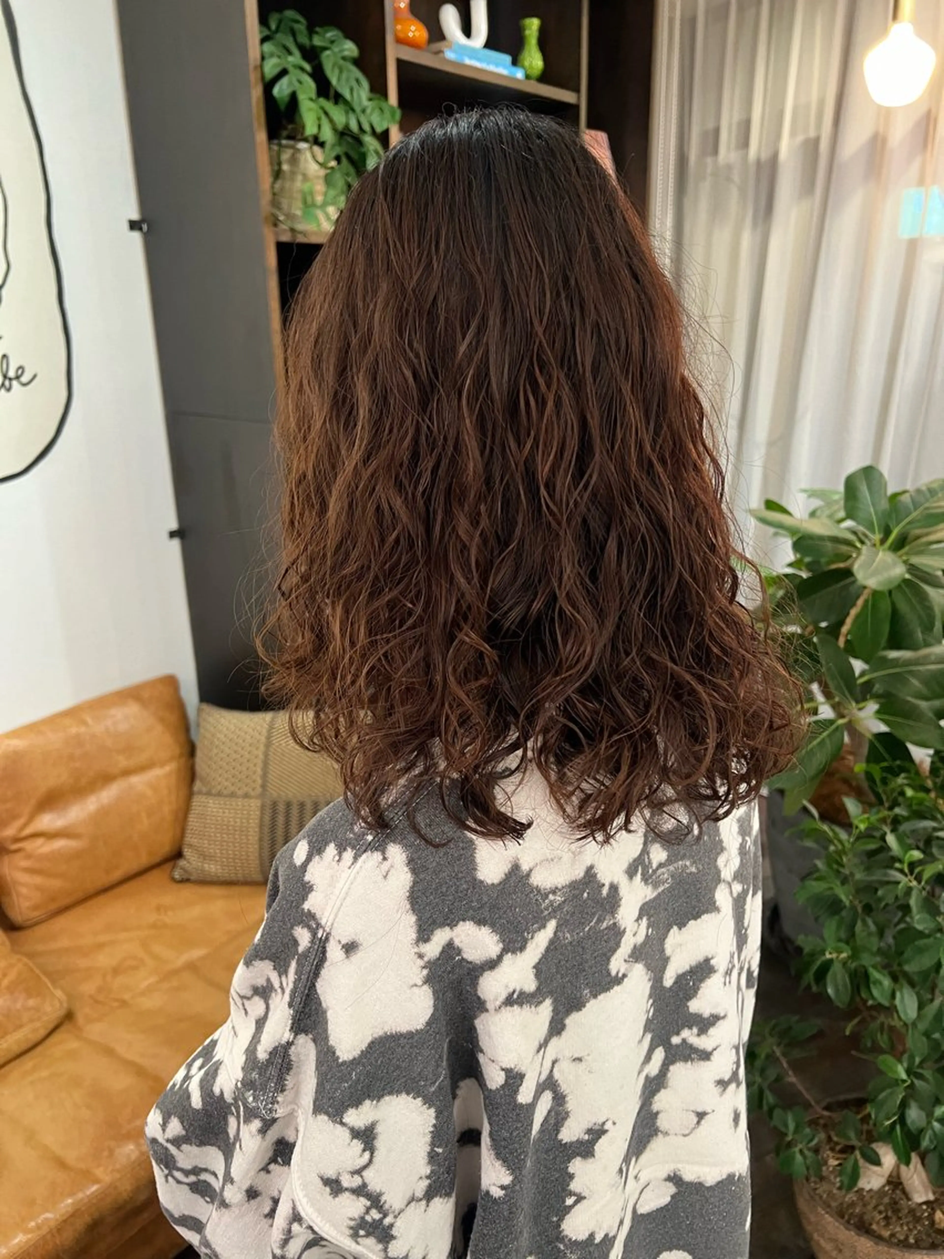 セミロング デザインカット 加藤園のヘアスタイル