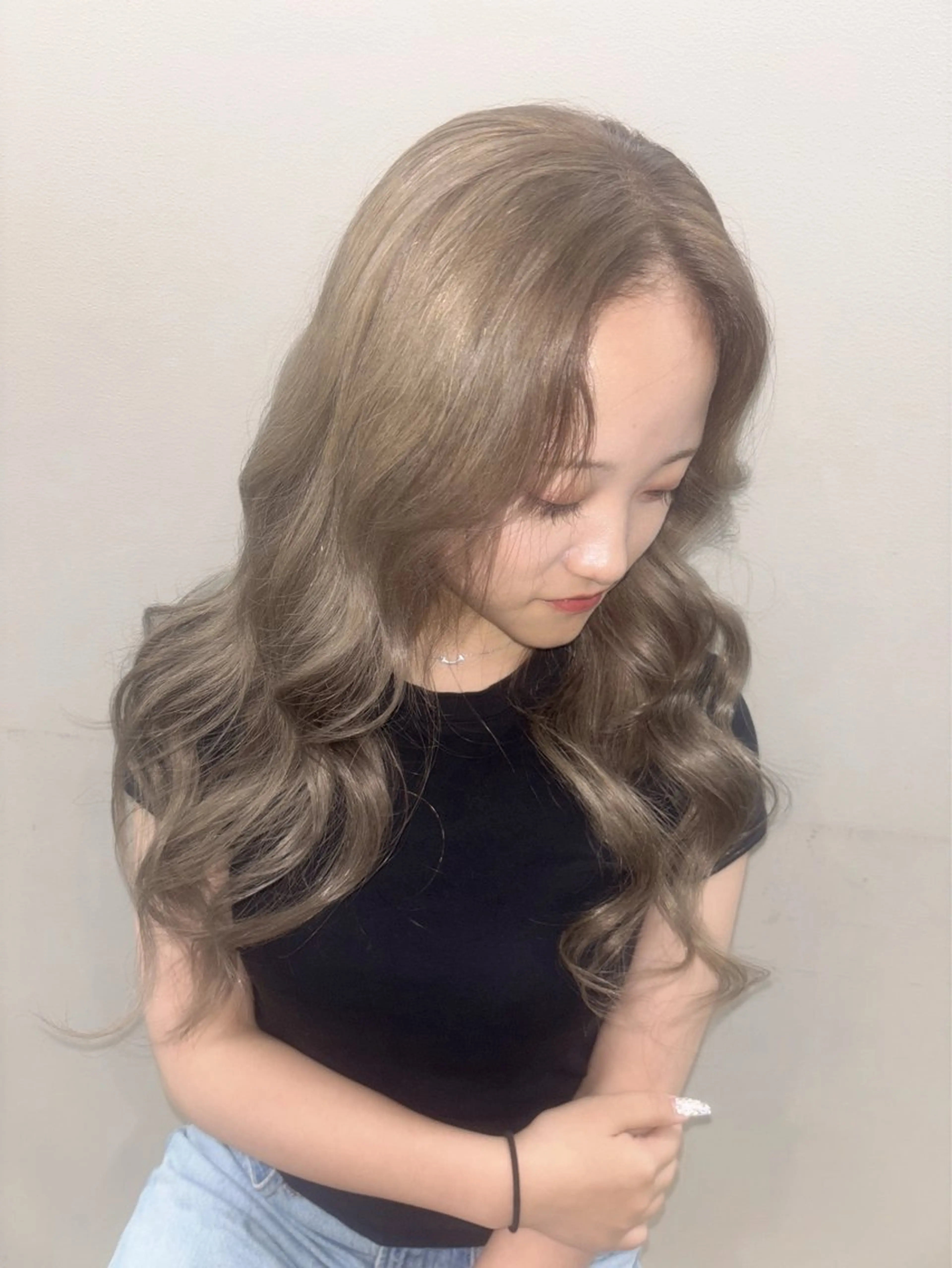 1 bleach + color + treatment  (シャンプー込)の写真