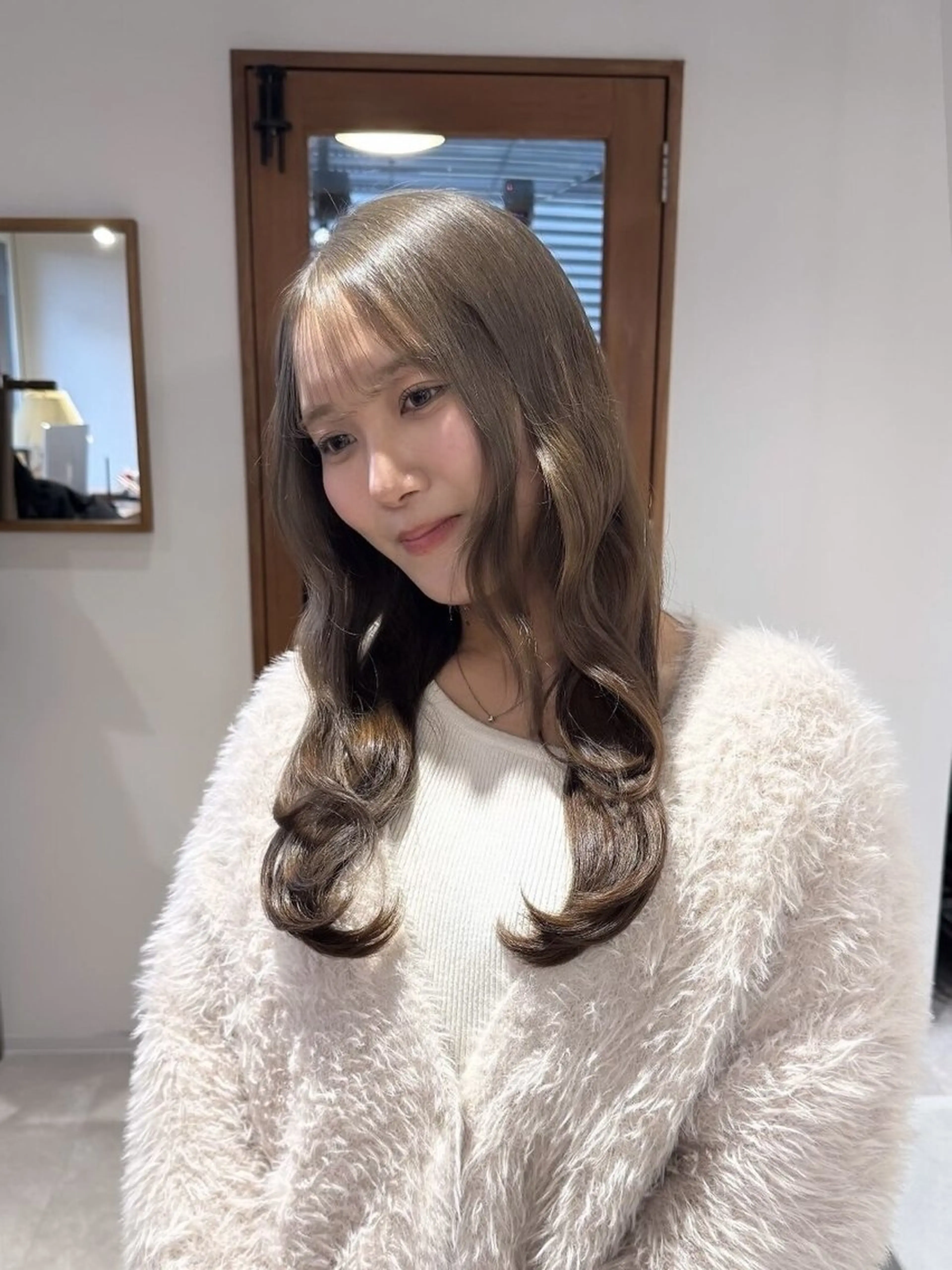 ミディアム カラー カット ヘアカラー DAYS 2ndのヘアスタイル