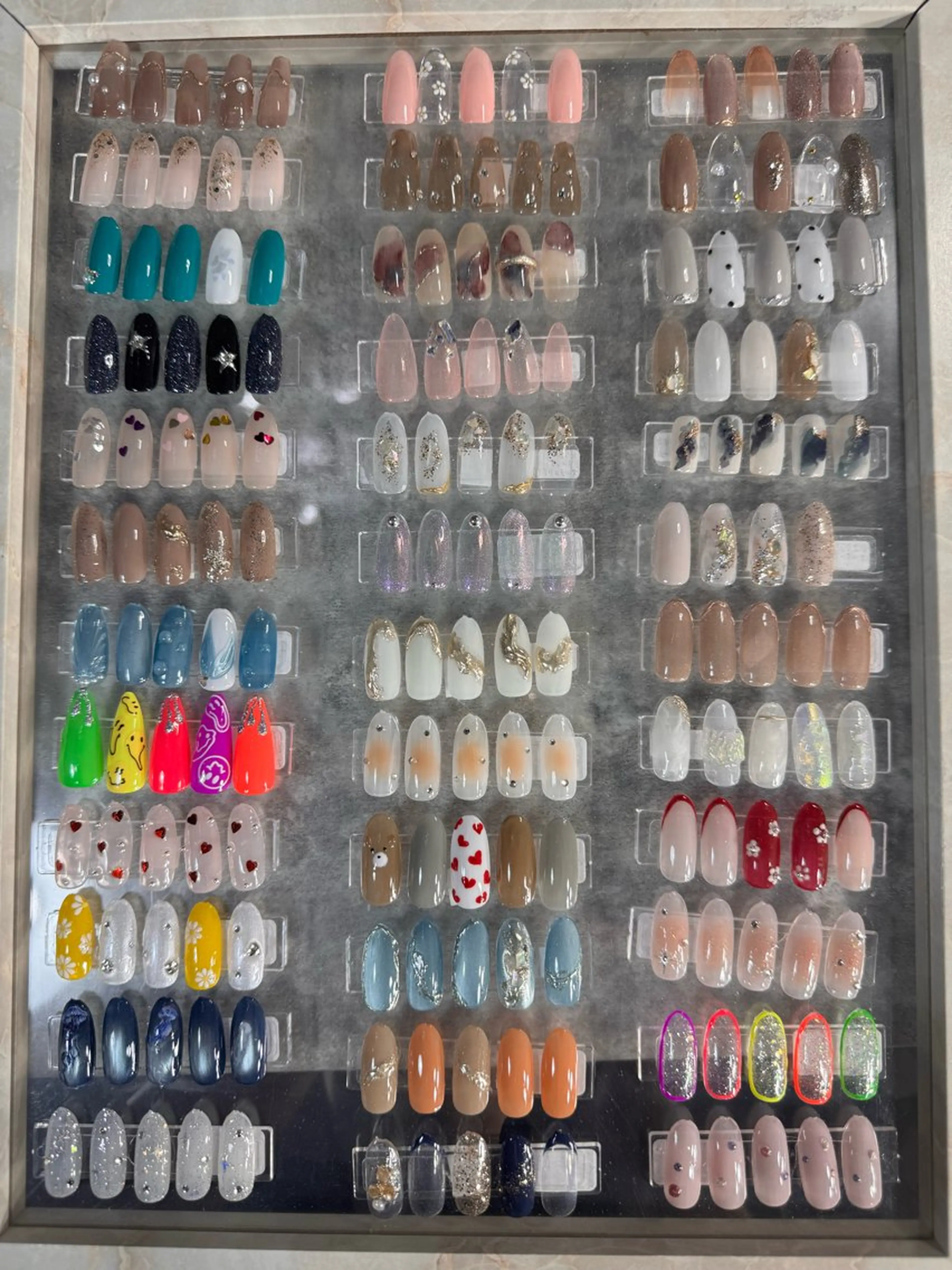ネイル アートネイル オーロラネイル チークネイル フレンチネイル ジェルネイル nail sideraのネイルデザイン