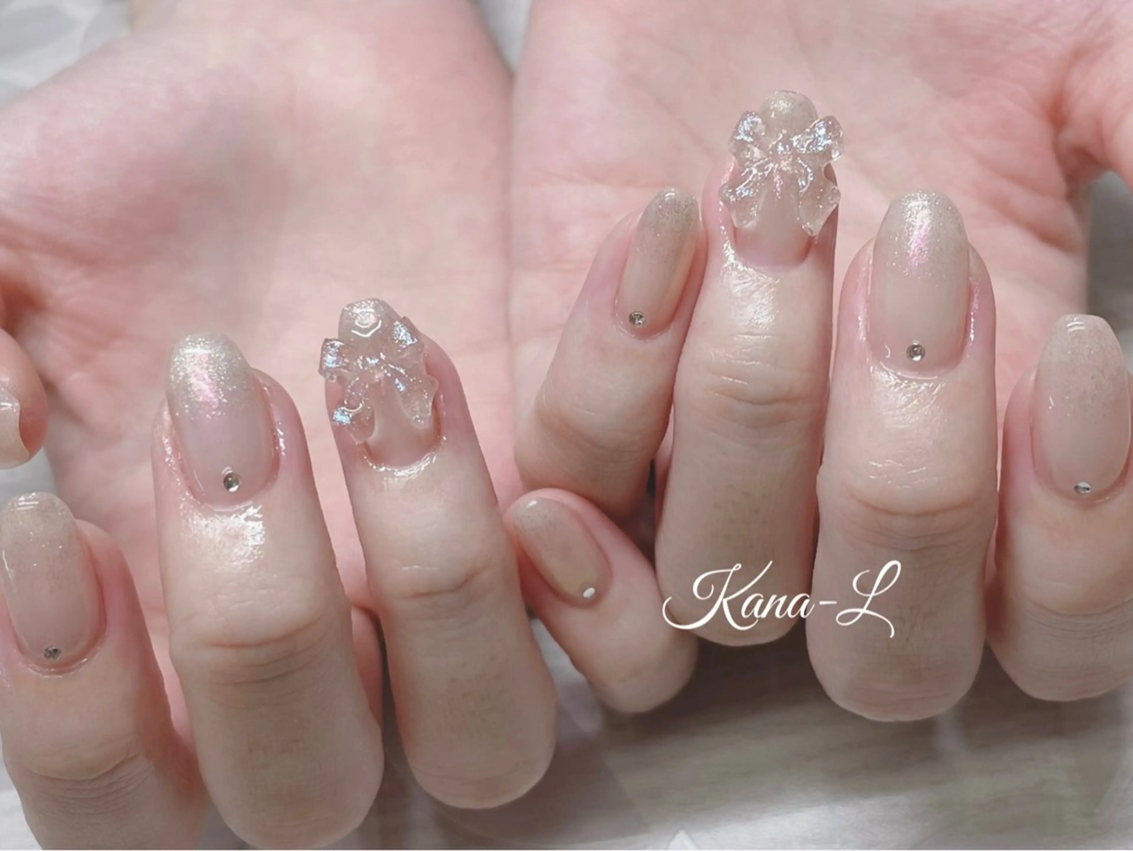 ネイル オーロラネイル ジェルネイル グラデーション キラキラネイル 韓国ネイル 芦辺 香奈のネイルデザイン