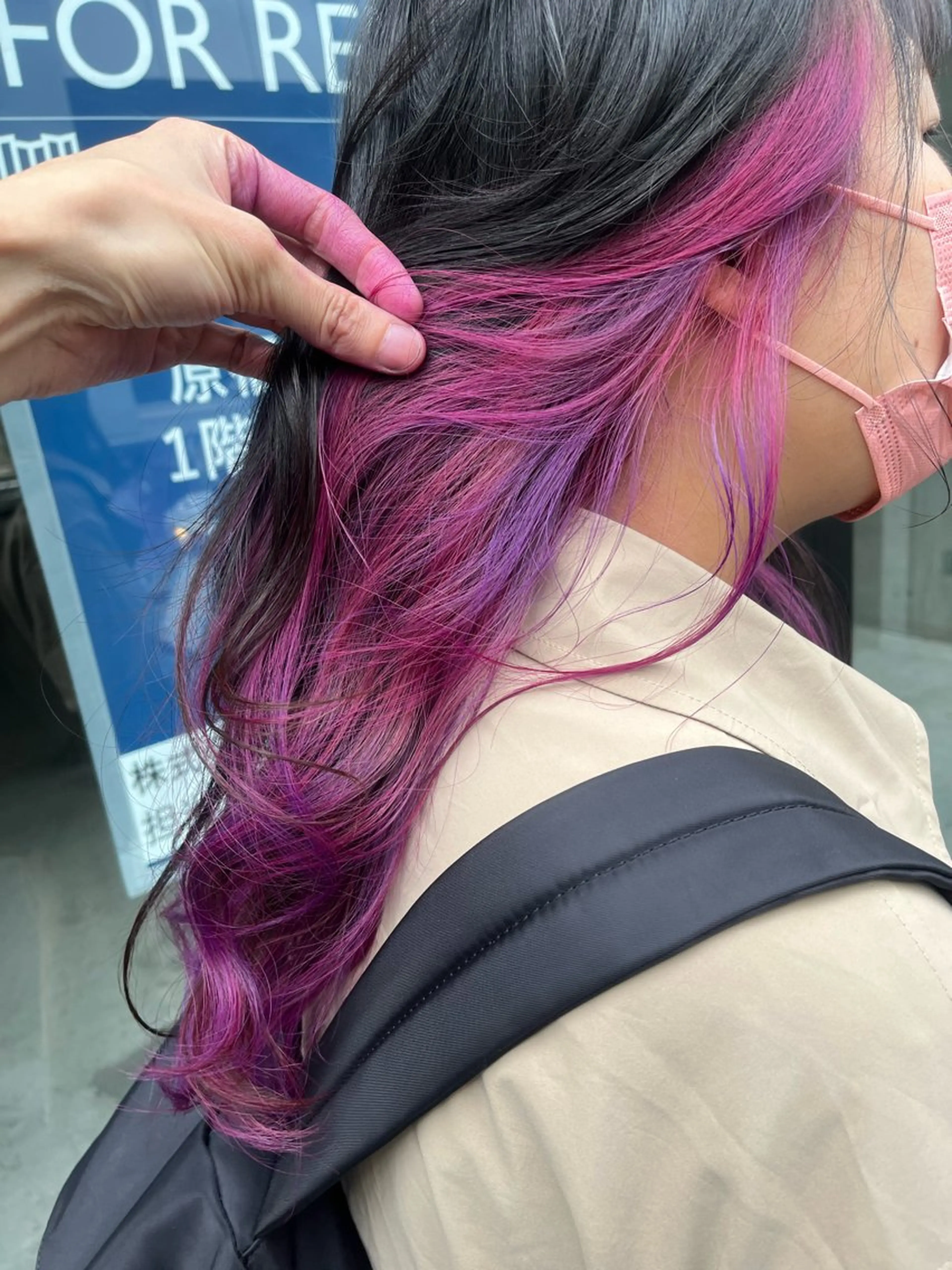 ロング カラー ブリーチ イヤリングカラー ユニコーンカラー カット ヘアカラー トリートメント 原宿サロン代表 デザインカラー伊藤卓のヘアスタイル