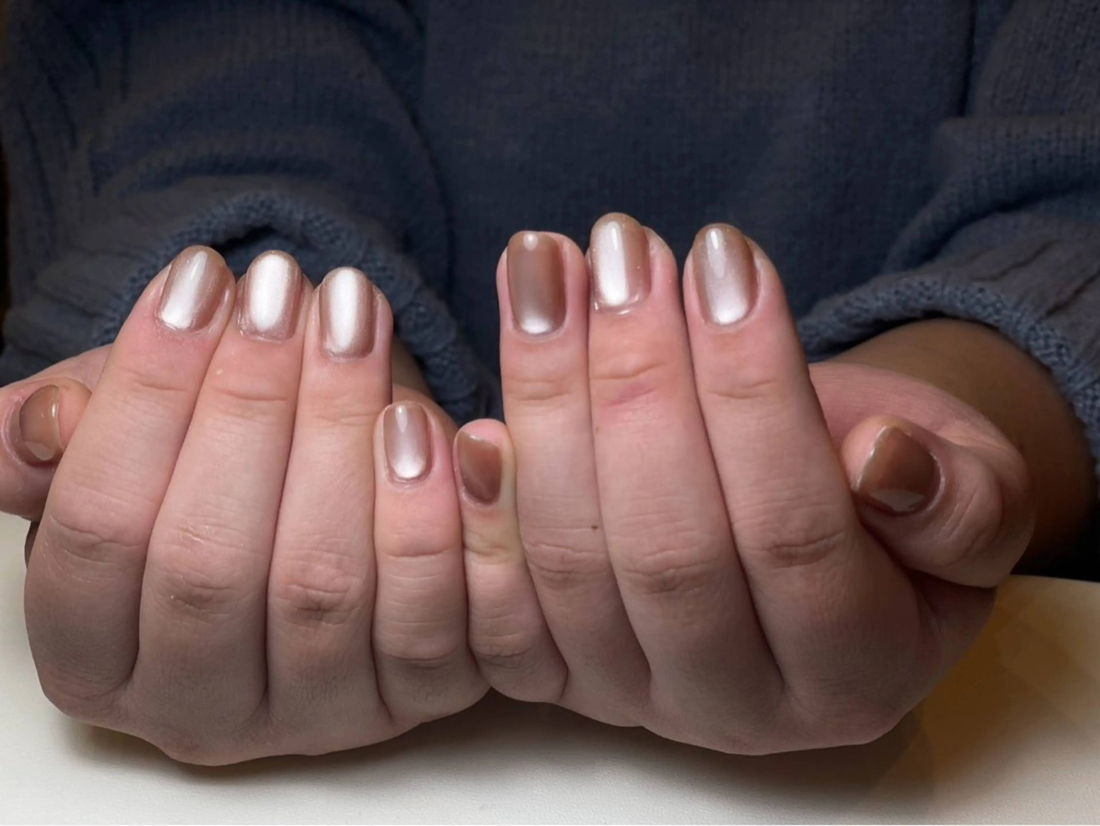 ミディアム ハンドネイル Glossynail 〜爪屋〜のネイルデザイン