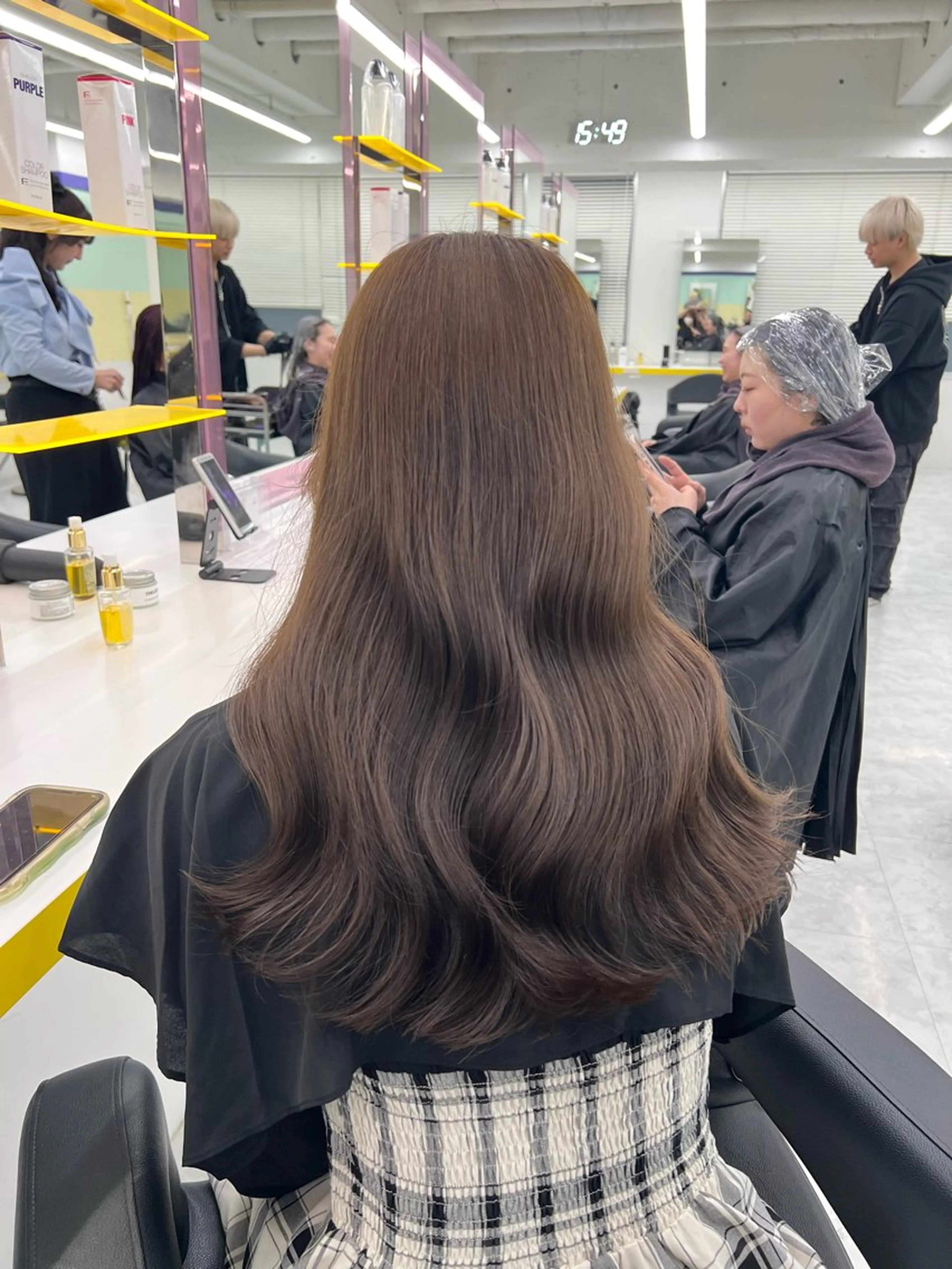 セミロング ヘアカラー トリートメント ヘッドスパ ヘアセット 💍レイヤーカット 艶髪💍亘紘輝のヘアスタイル