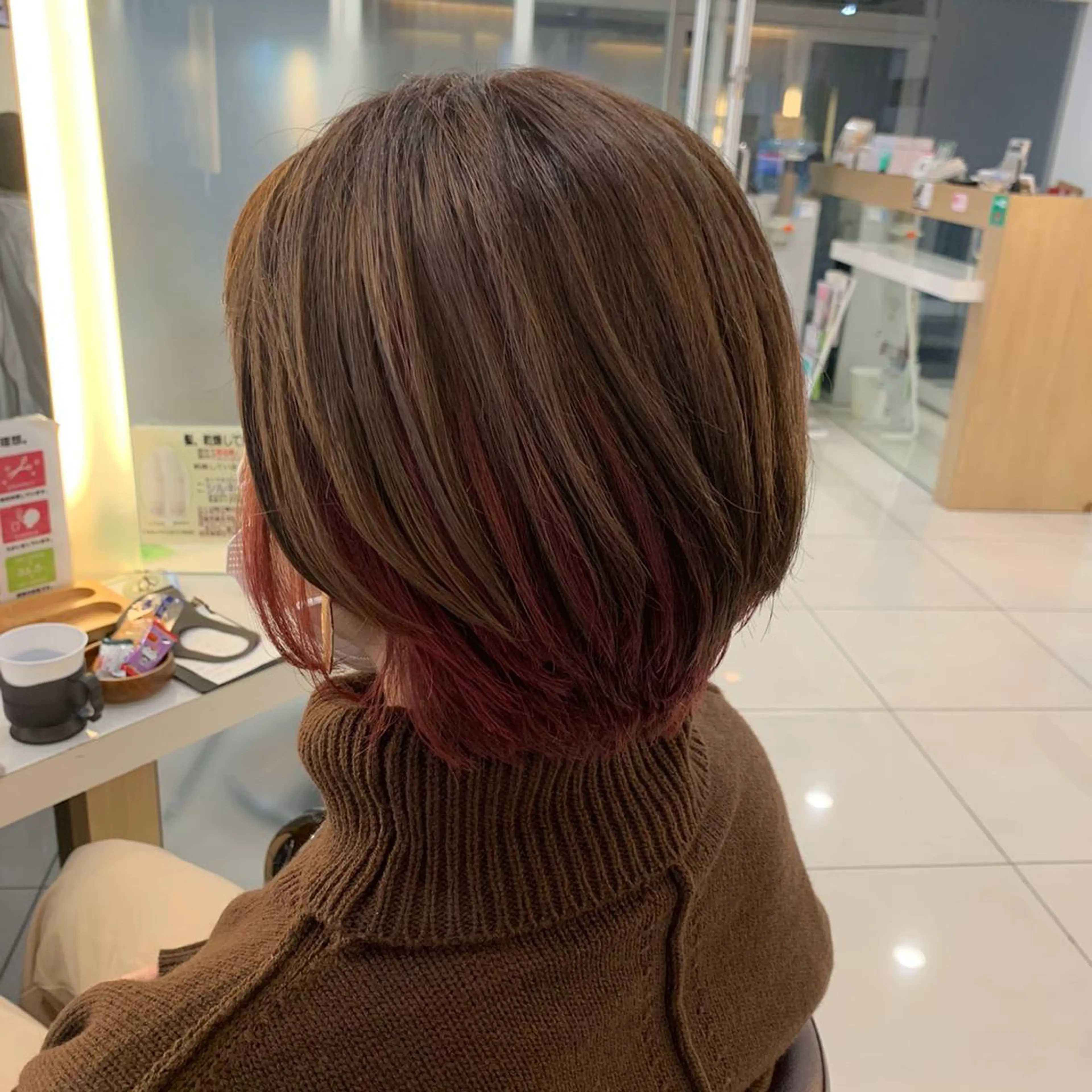 ショート カラー インナーカラー カット ヘアカラー トリートメント ヘアケア・頭皮ケア デザインカラー/中田のヘアスタイル