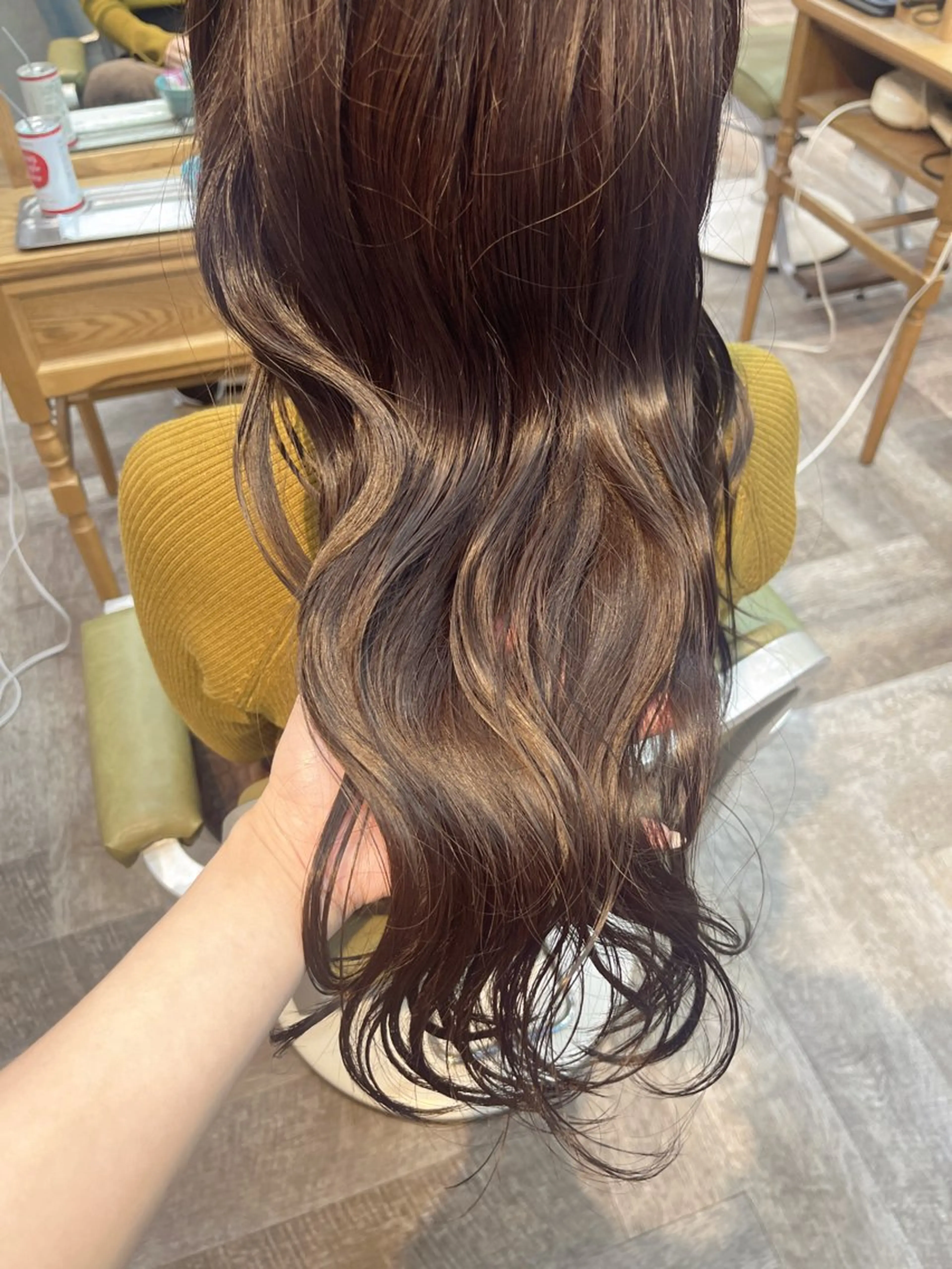 ロング カラー ヘアアレンジ ヘアカラー SWEETROOM辻堂所属・こと🐰 assistantのヘアスタイル
