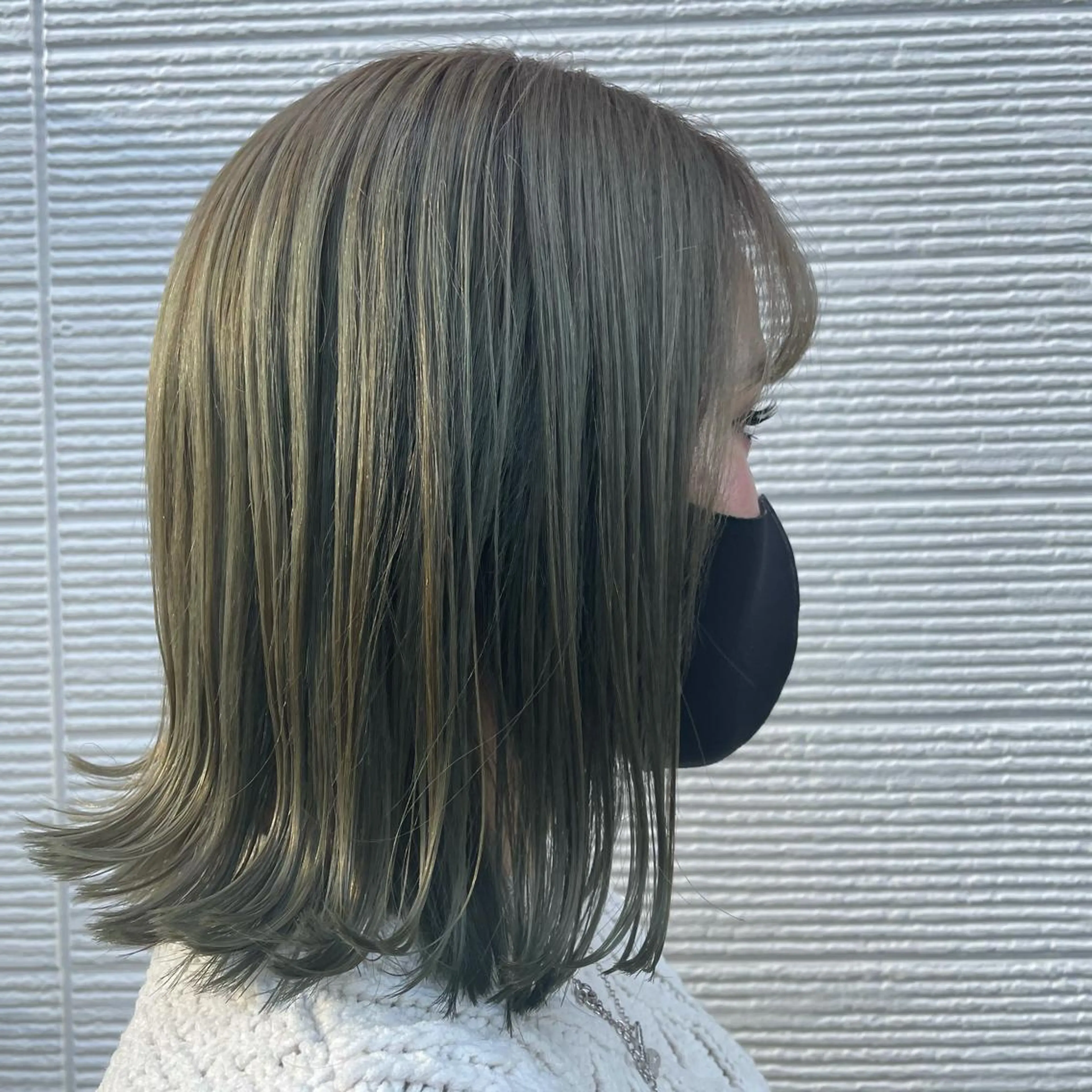ミディアム ボブ 外ハネヘア カット トリートメント FERIAあべの KARINのヘアスタイル