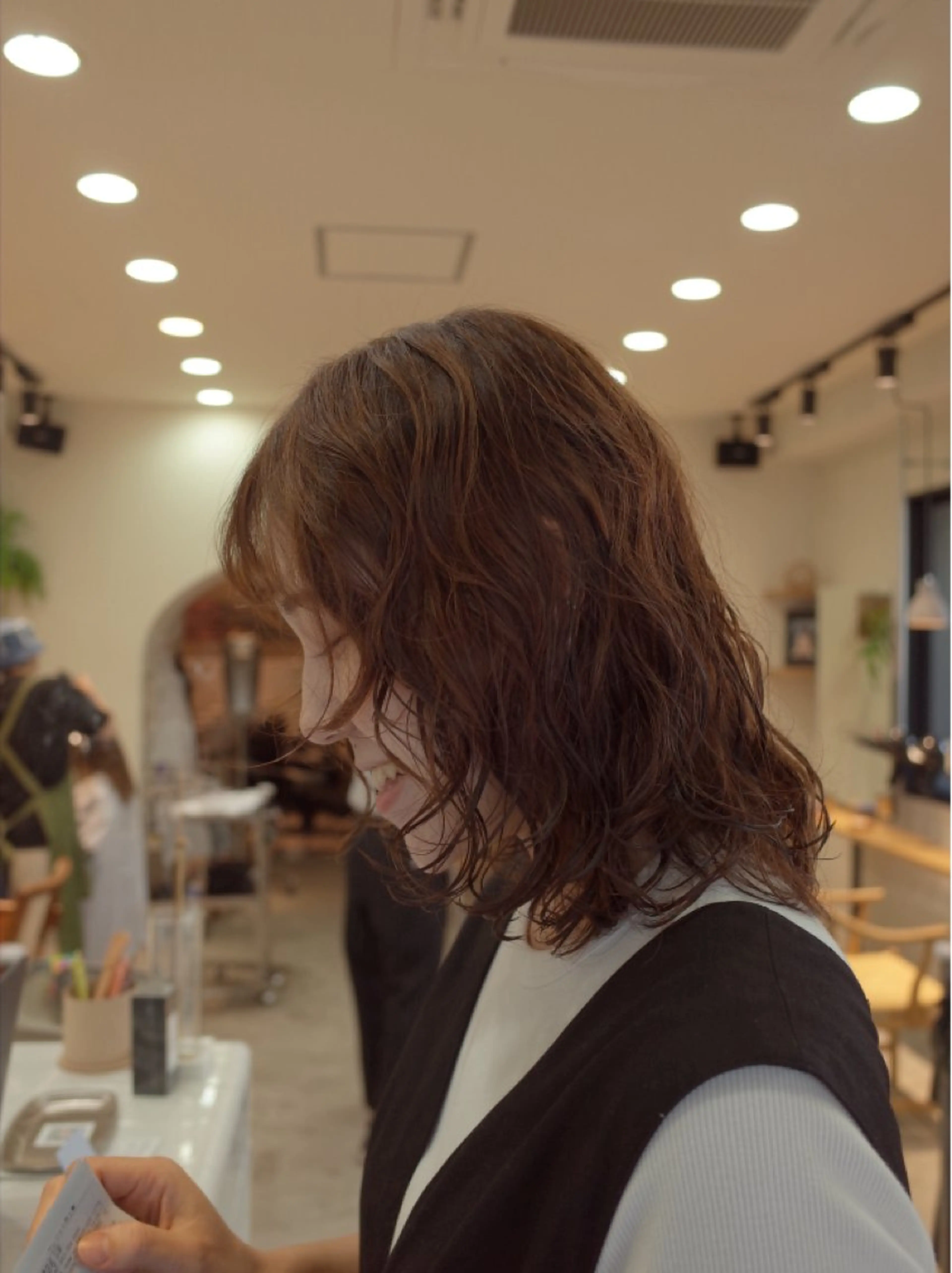 ミディアム パーマ カット パーマ ウルフ、ボブ美容師 今井のヘアスタイル