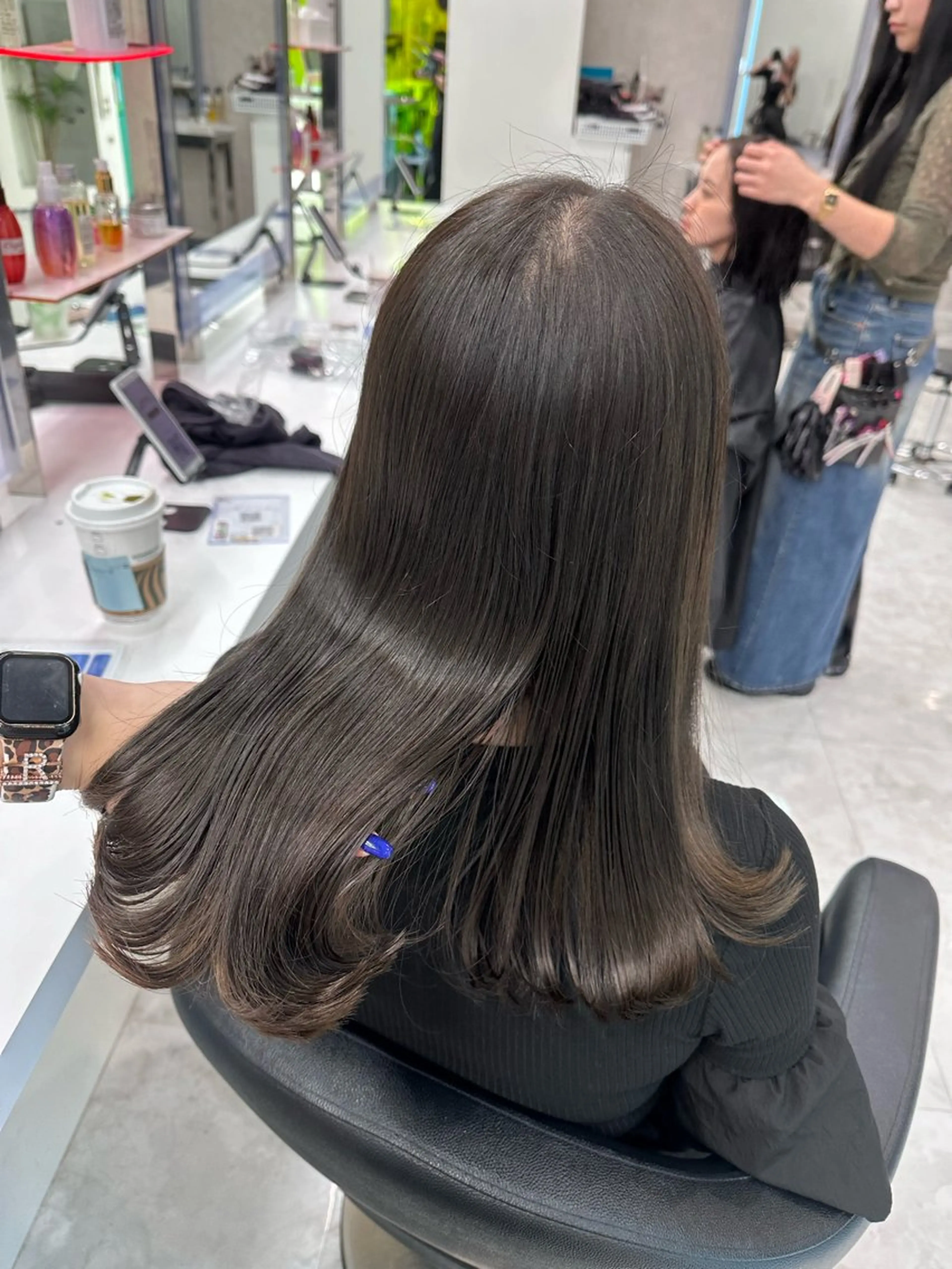 セミロング ヘアカラー トリートメント EARTH日吉店所属・🌼リナ🌼赤み消し オリーブ/ブラウンのヘアスタイル