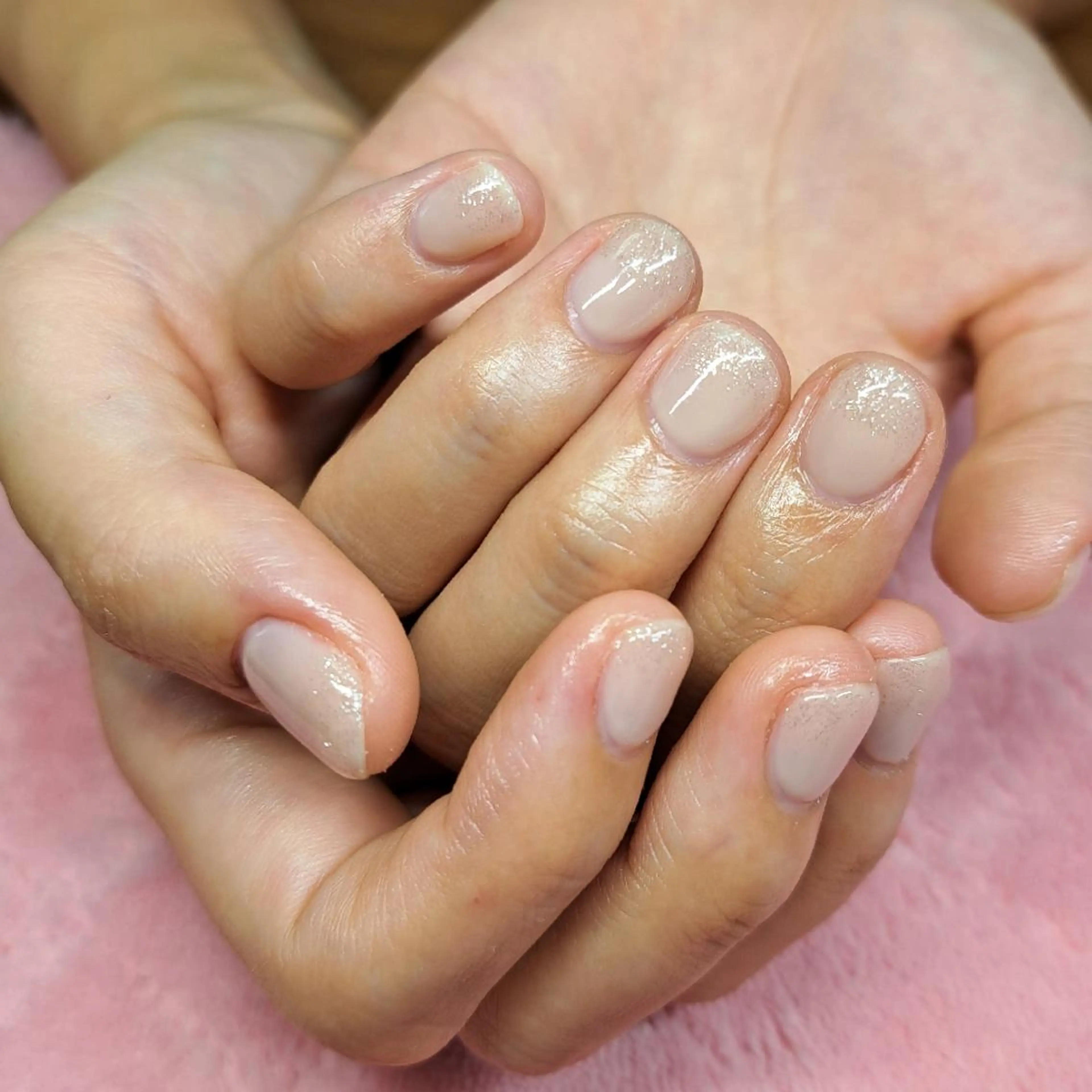 ネイル グラデーション ラメ(グリッター) ラメグラデーション シンプルネイル ホワイト HAYASHI  Nのネイルデザイン