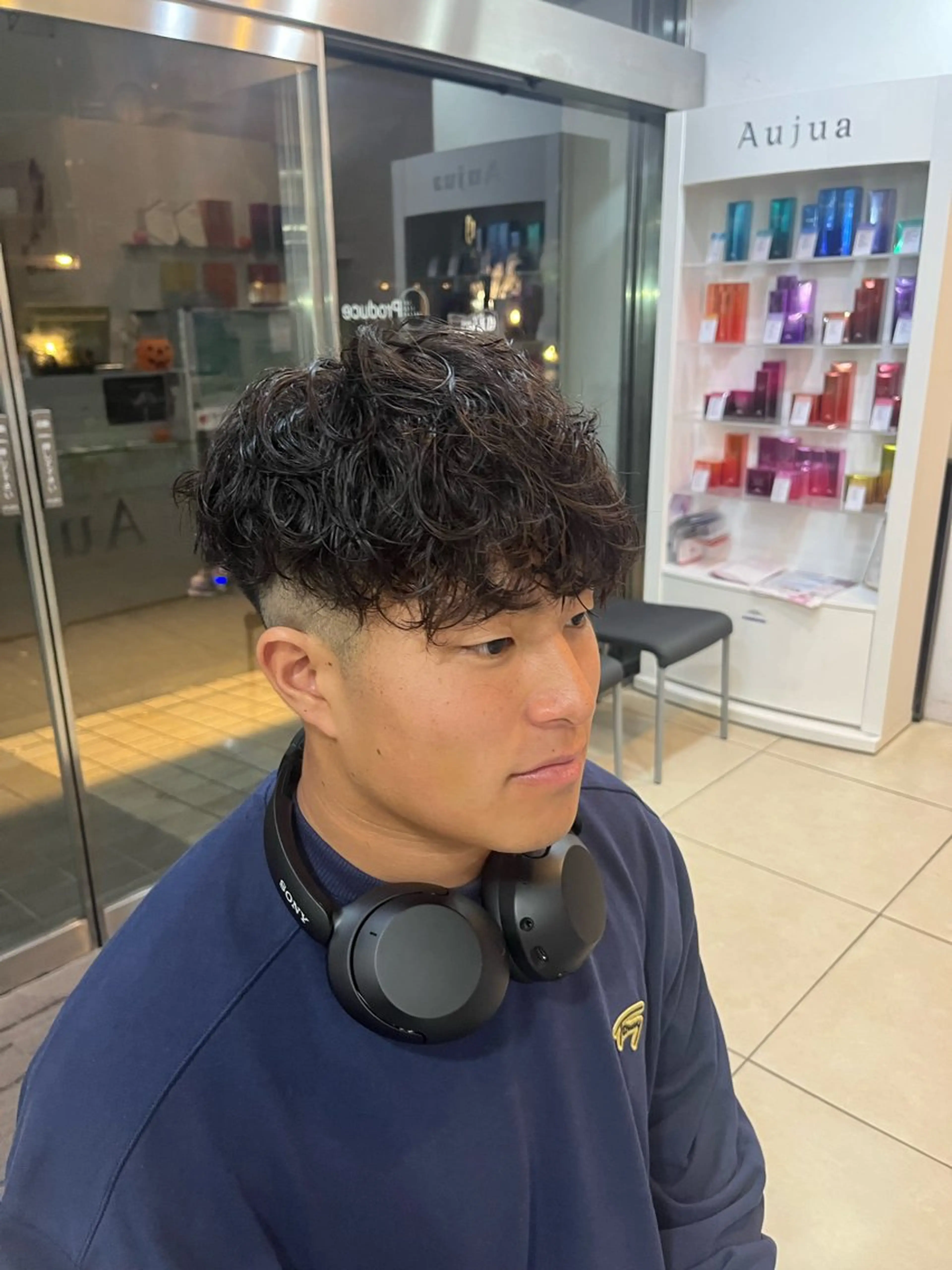 ショート パーマ メンズ スペインカール カット パーマ カルマ・ニュアンス パーマ　須田龍世のヘアスタイル