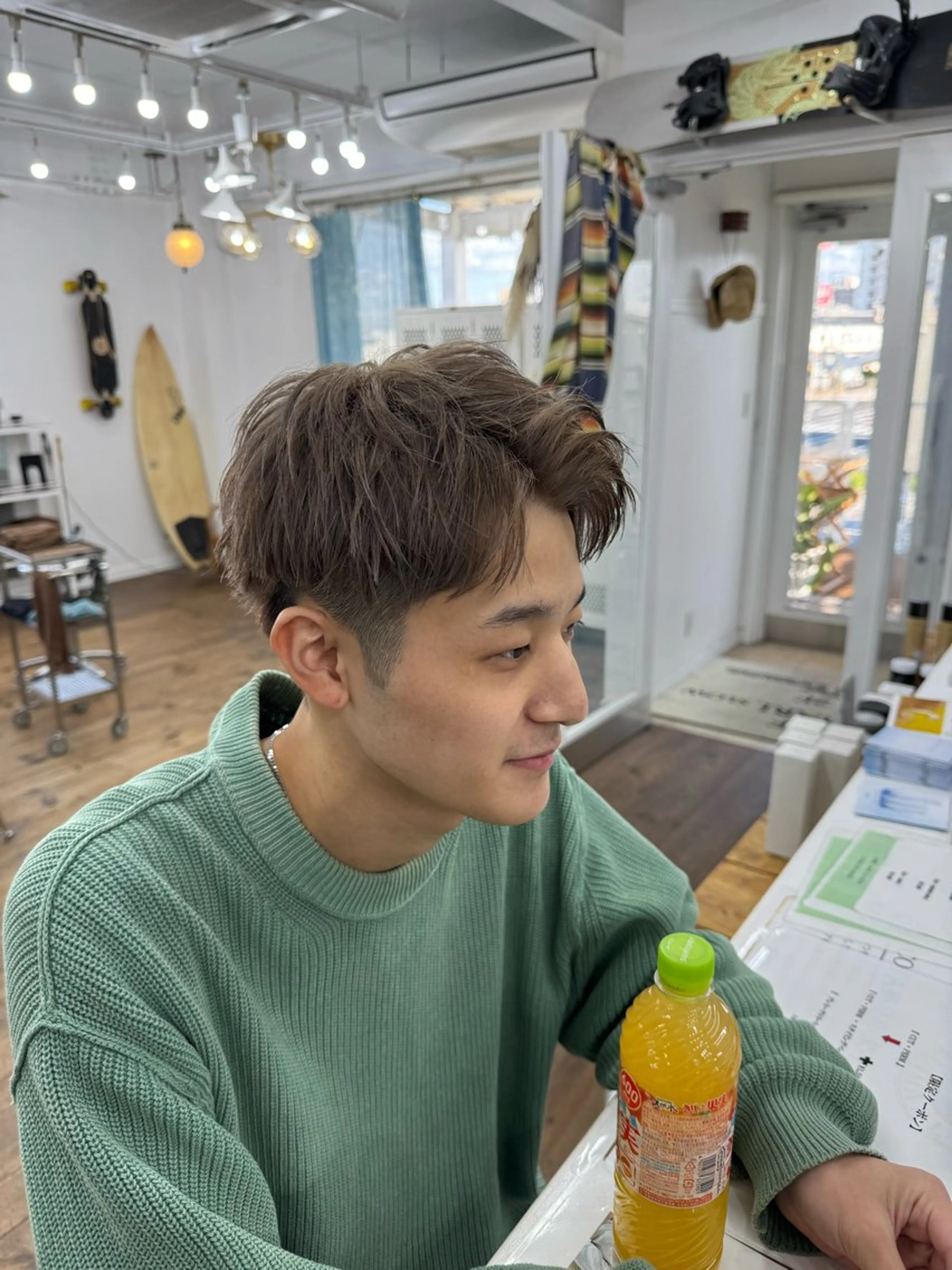 ショート カラー メンズ グレージュ ミルクティーグレージュ カット ヘアカラー メンズ特化サロン ユウヘイのヘアスタイル