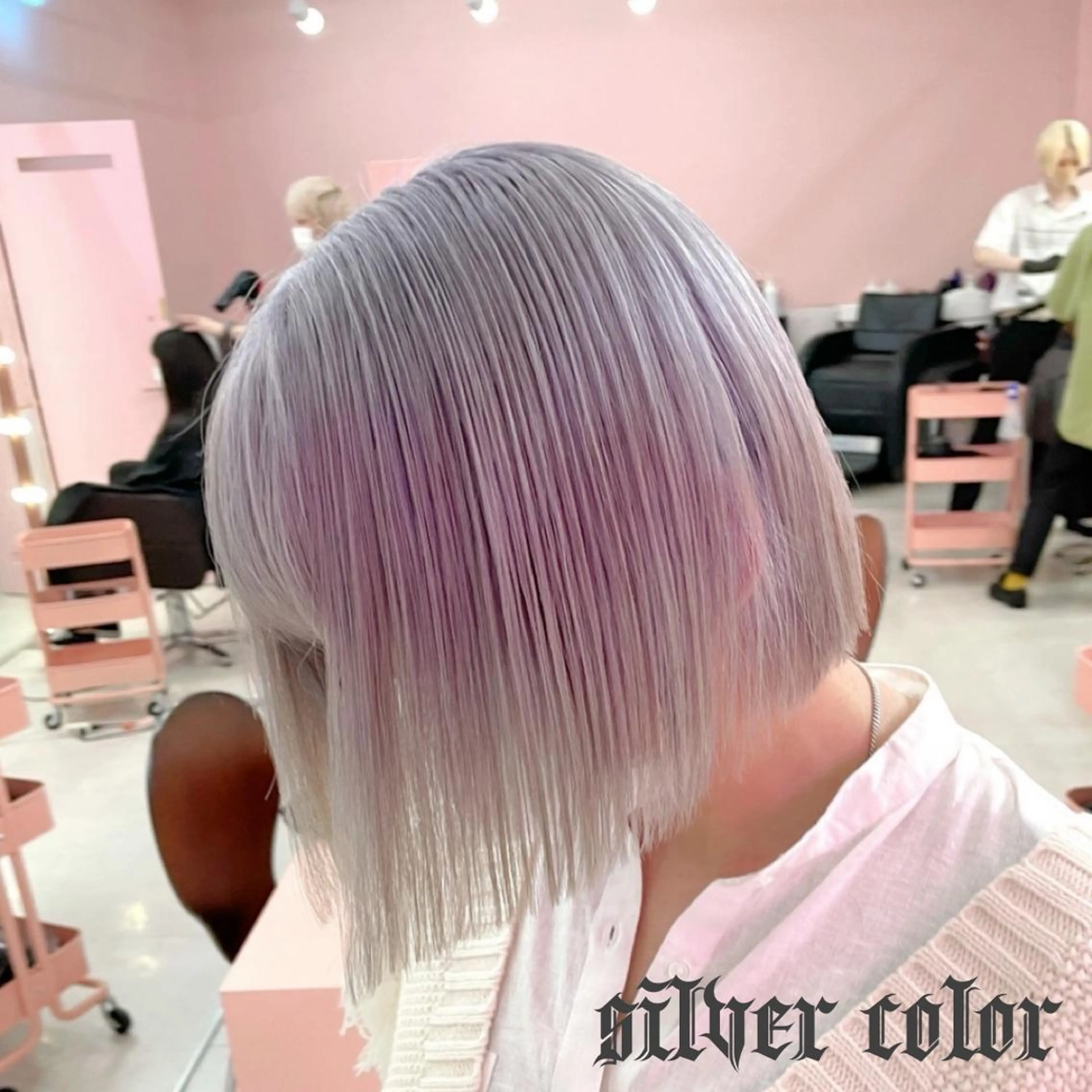 ミディアム カラー シールエクステ アクアカラー ブリーチ ケアブリーチ ダブルカラー 似合わせパーマ🔥 渡邉愛斗のヘアスタイル