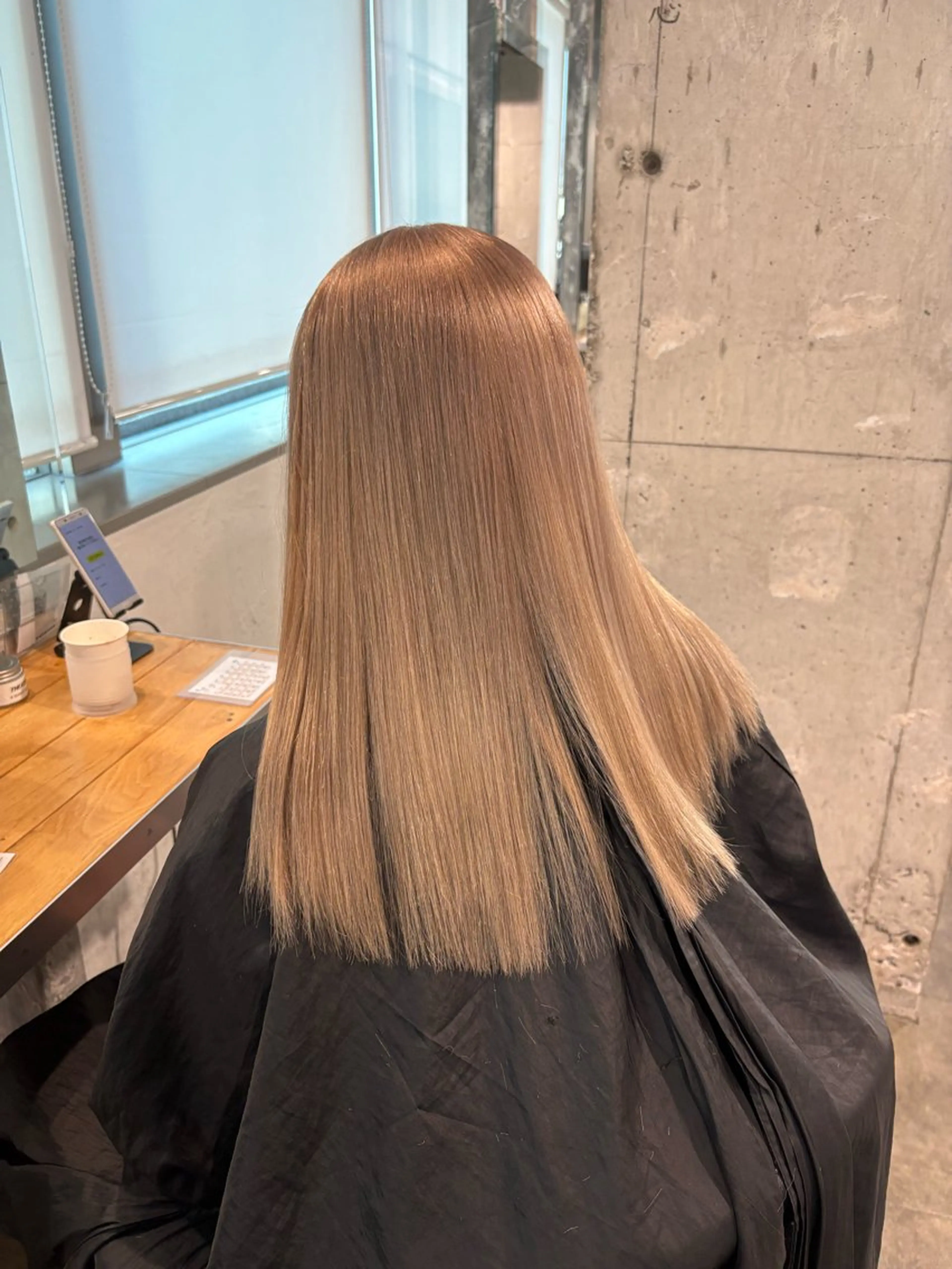 ロング カラー ヘアカラー トリートメント ハイトーン特化美容師 🌈ケアブリーチのヘアスタイル