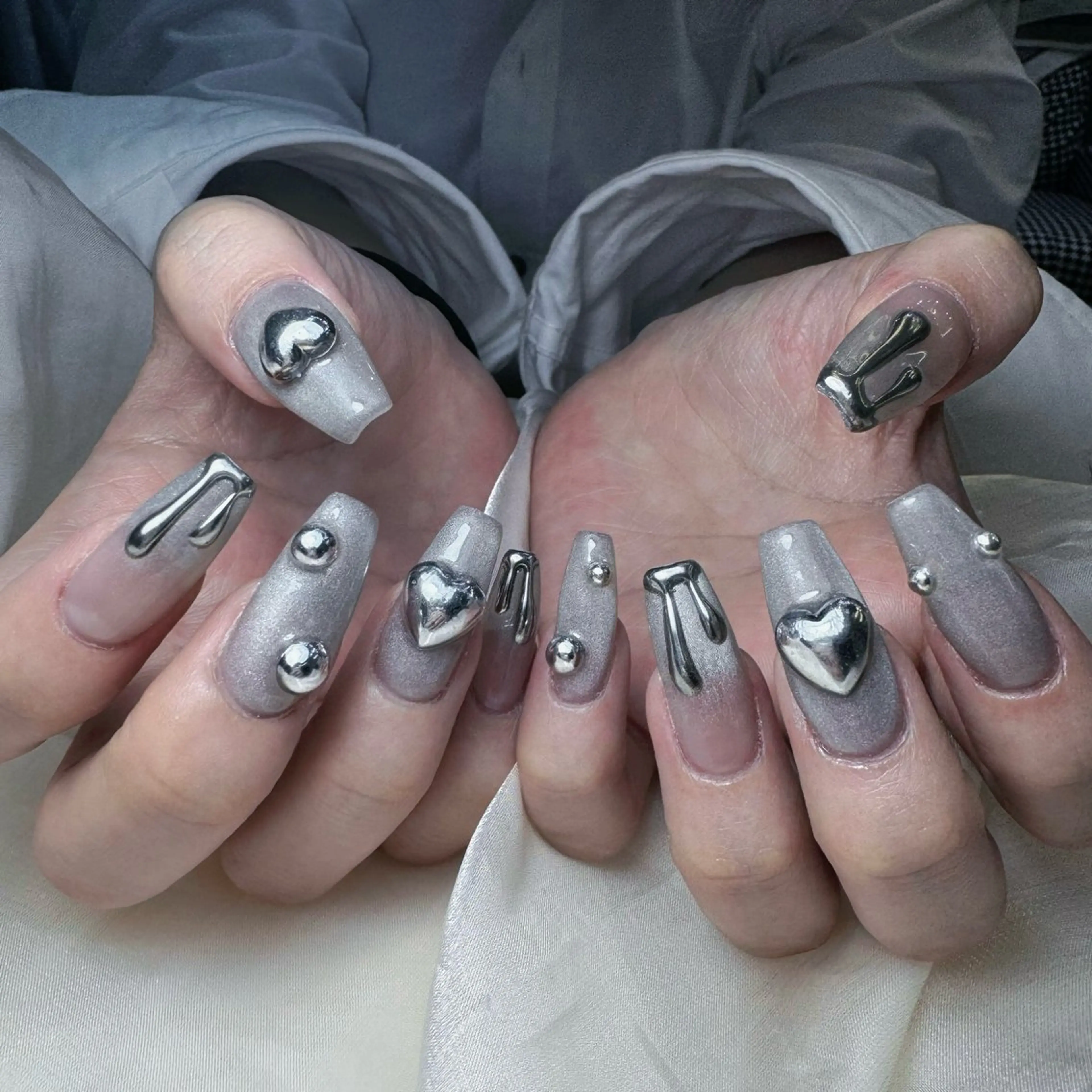ネイル チークネイル フレンチネイル ガーリー キラキラネイル 韓国ネイル ハンドネイル NailPrincess所属・princess スカルプ専門店のネイルデザイン