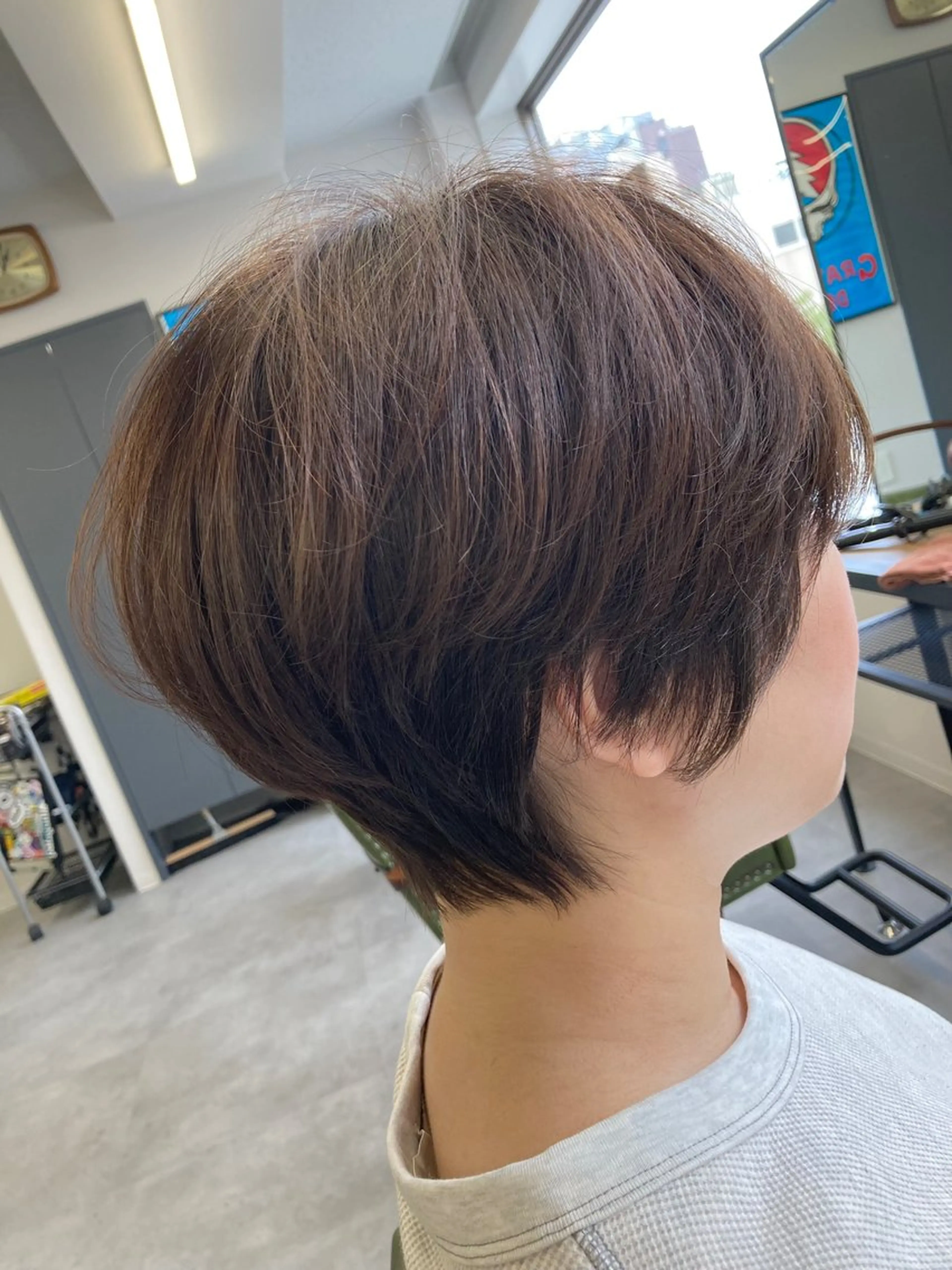 ショート カラー ショートヘア カット ヘアカラー トリートメント SHAFT Ieiriのヘアスタイル