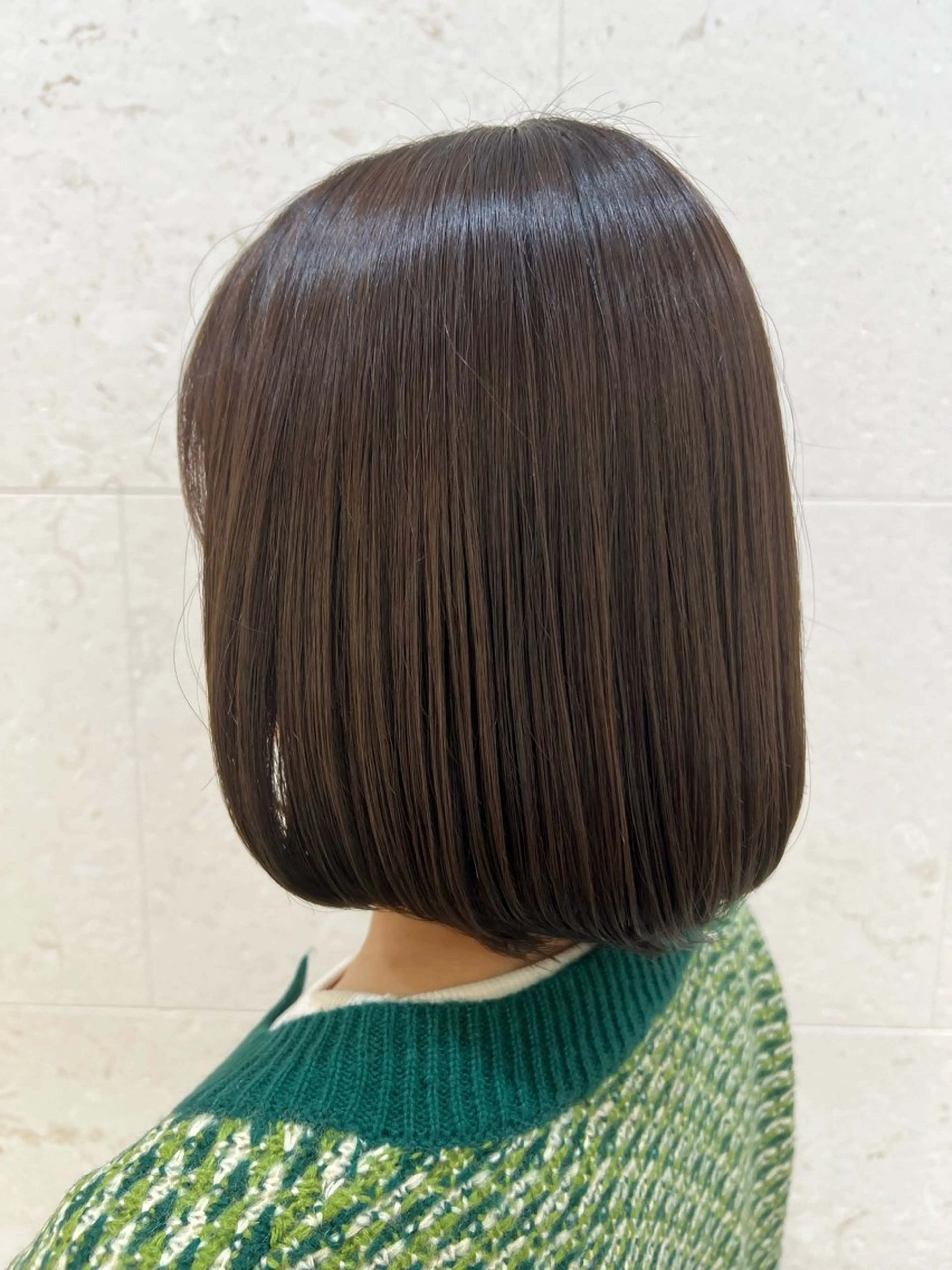 ミディアム カラー オリーブカラー ヘアカラー 鈴木 愛華のヘアスタイル