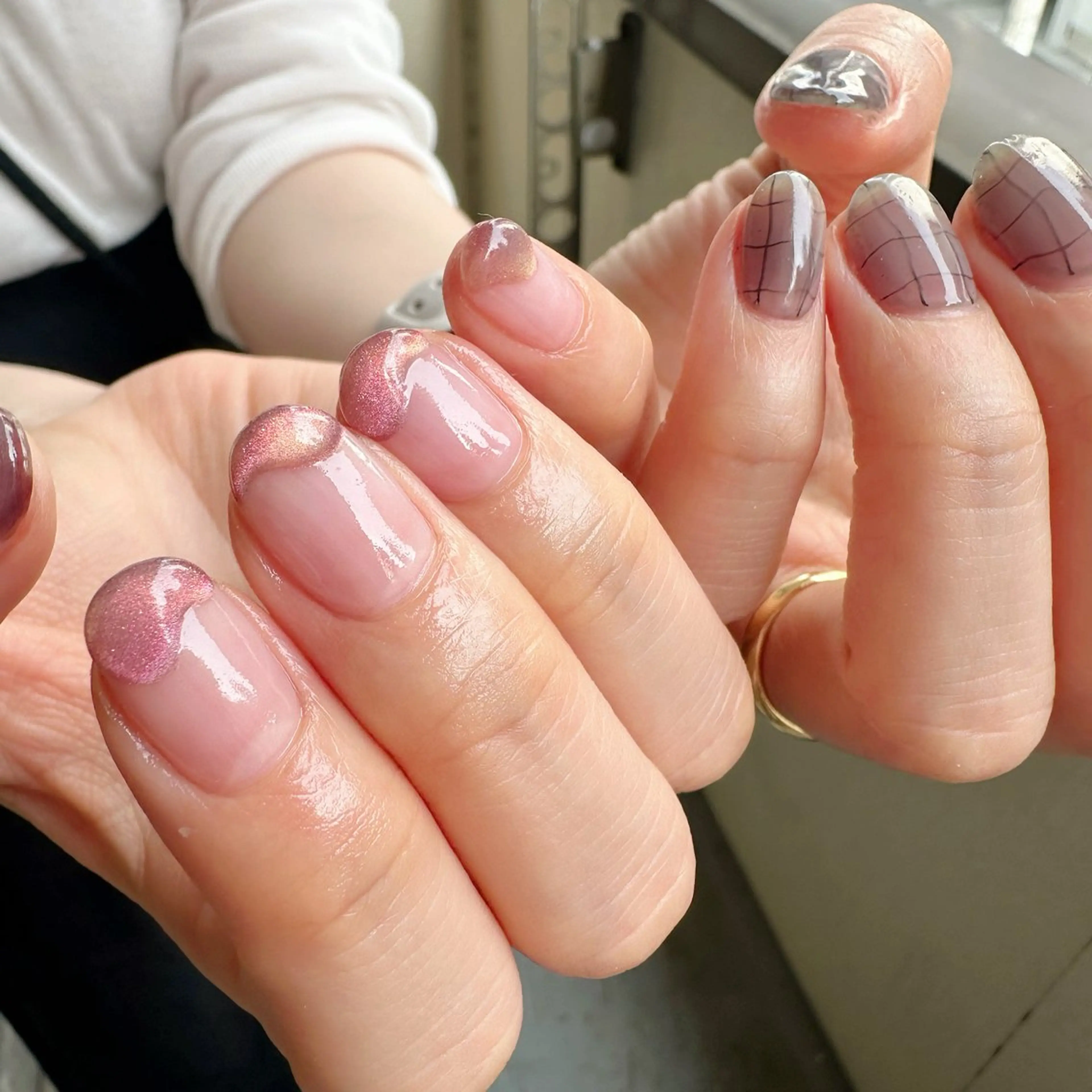 ネイル クリアネイル 氷ネイル・うるうるネイル マグネットネイル ぷっくりネイル 🪞KAPE NAIL 🪞のネイルデザイン