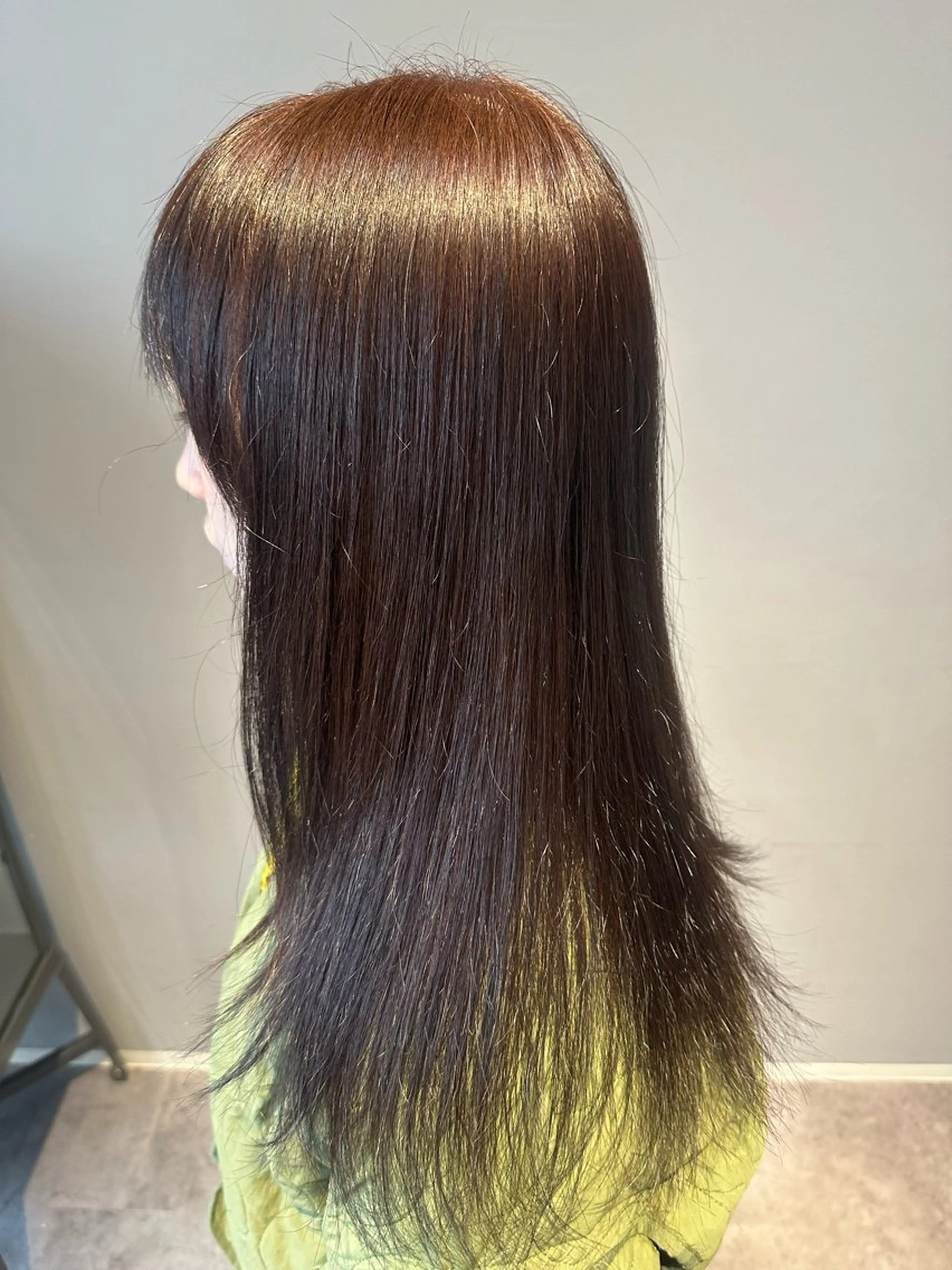 セミロング ヘアカラー Agu まゆかのヘアスタイル