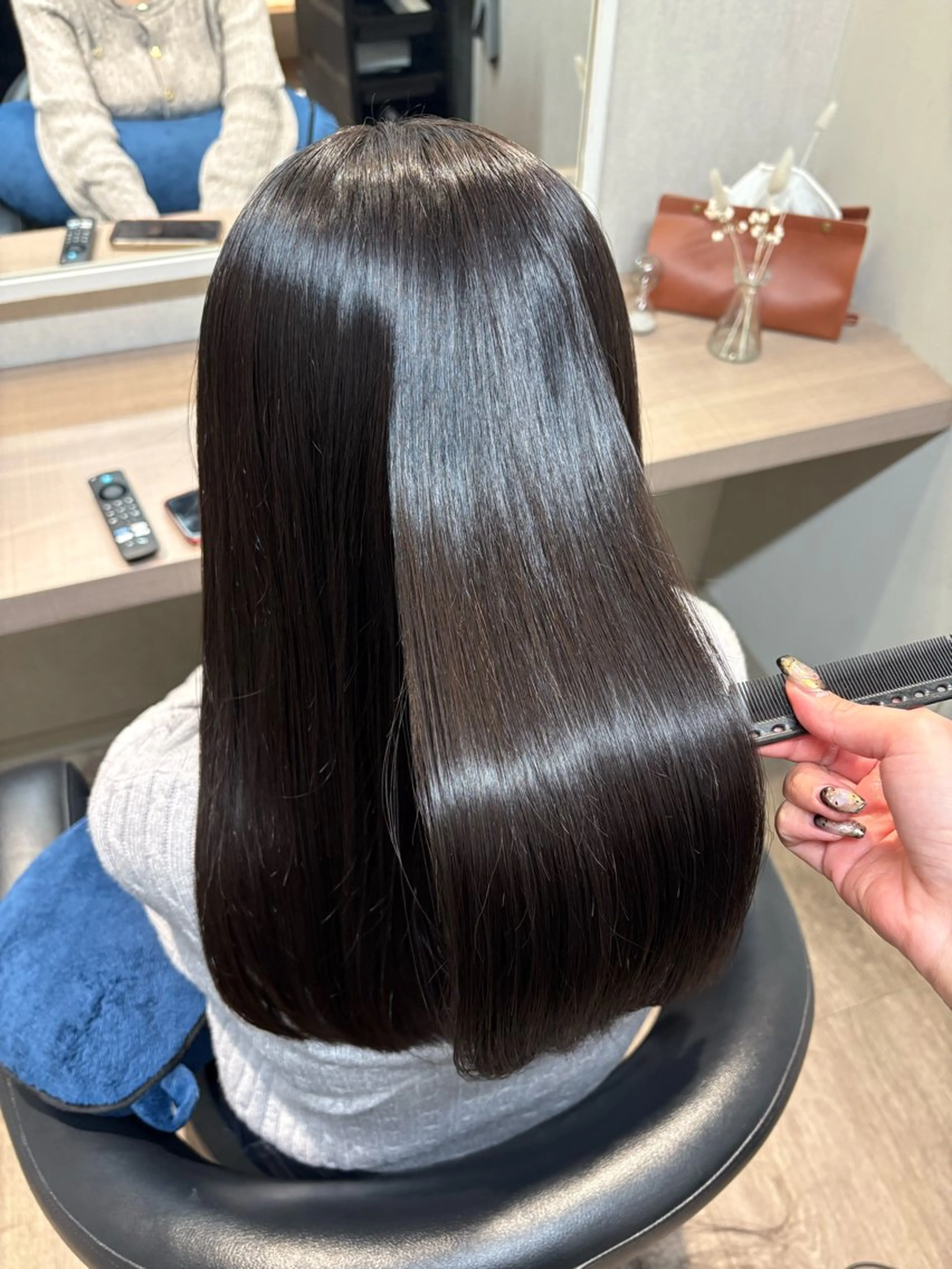 ロング 縮毛矯正 カット 縮毛矯正 トリートメント Hirona 縮毛矯正/髪質改善のヘアスタイル