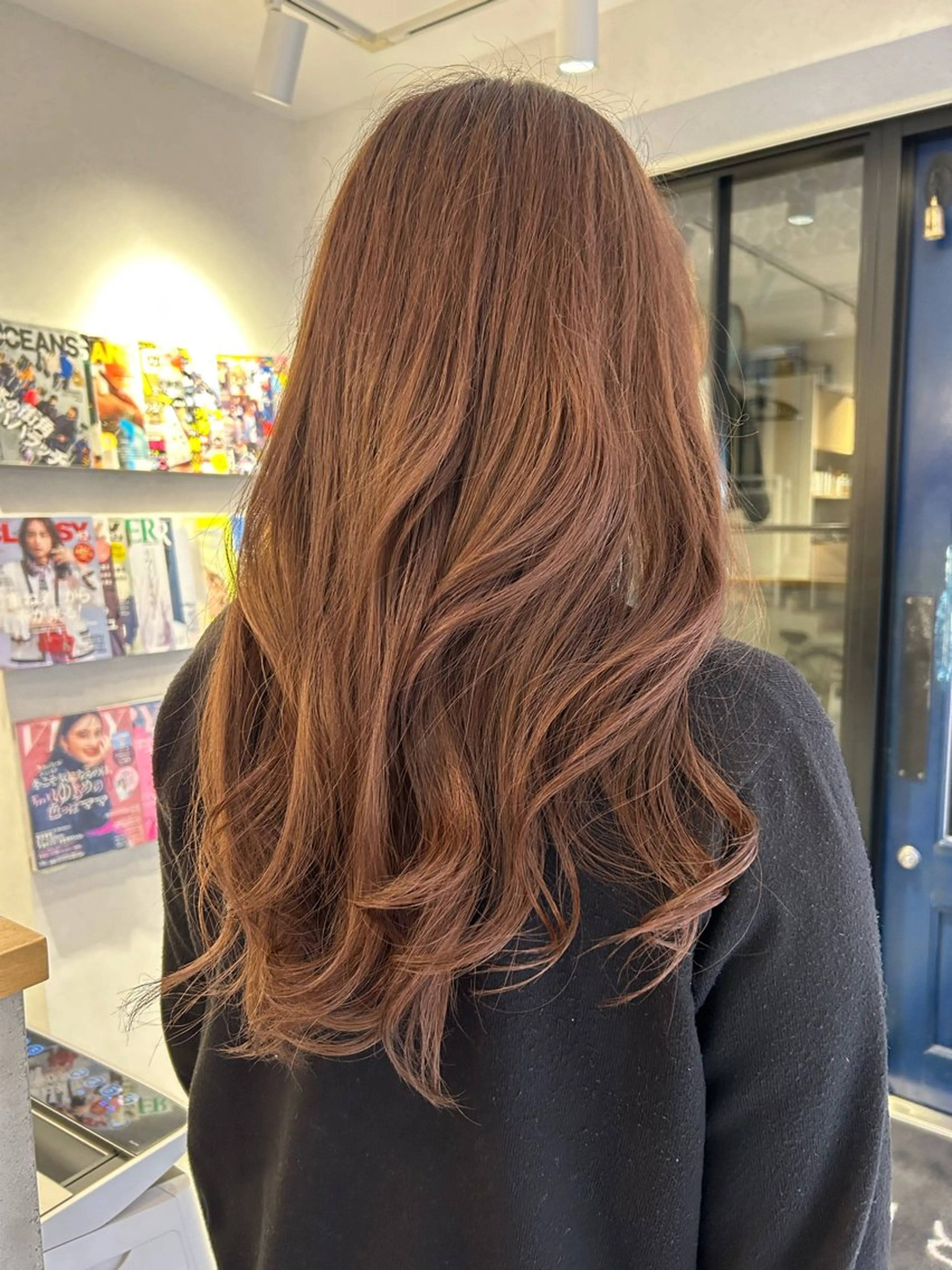 ロング カラー ブラウンカラー ヘアカラー CLORE所属・甲斐 瑞稀のヘアスタイル